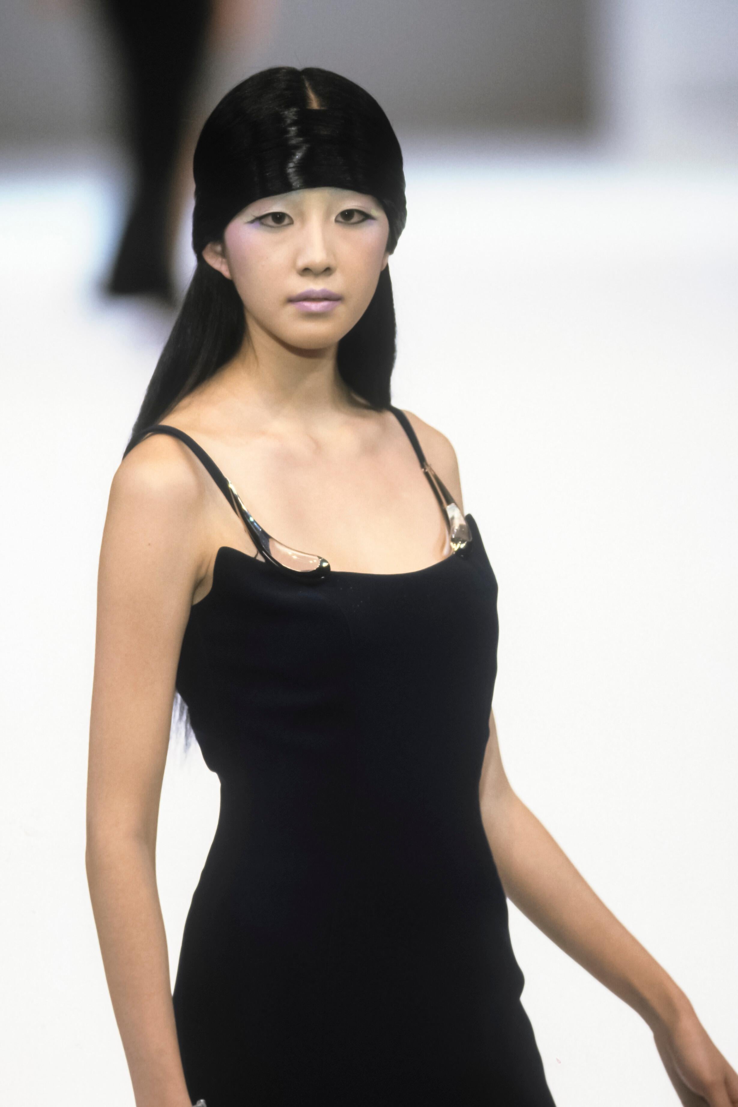 Donna Abito da sera S/S 1999 Thierry Mugler - Spilla astratta scultorea con cinturino - Navy in vendita