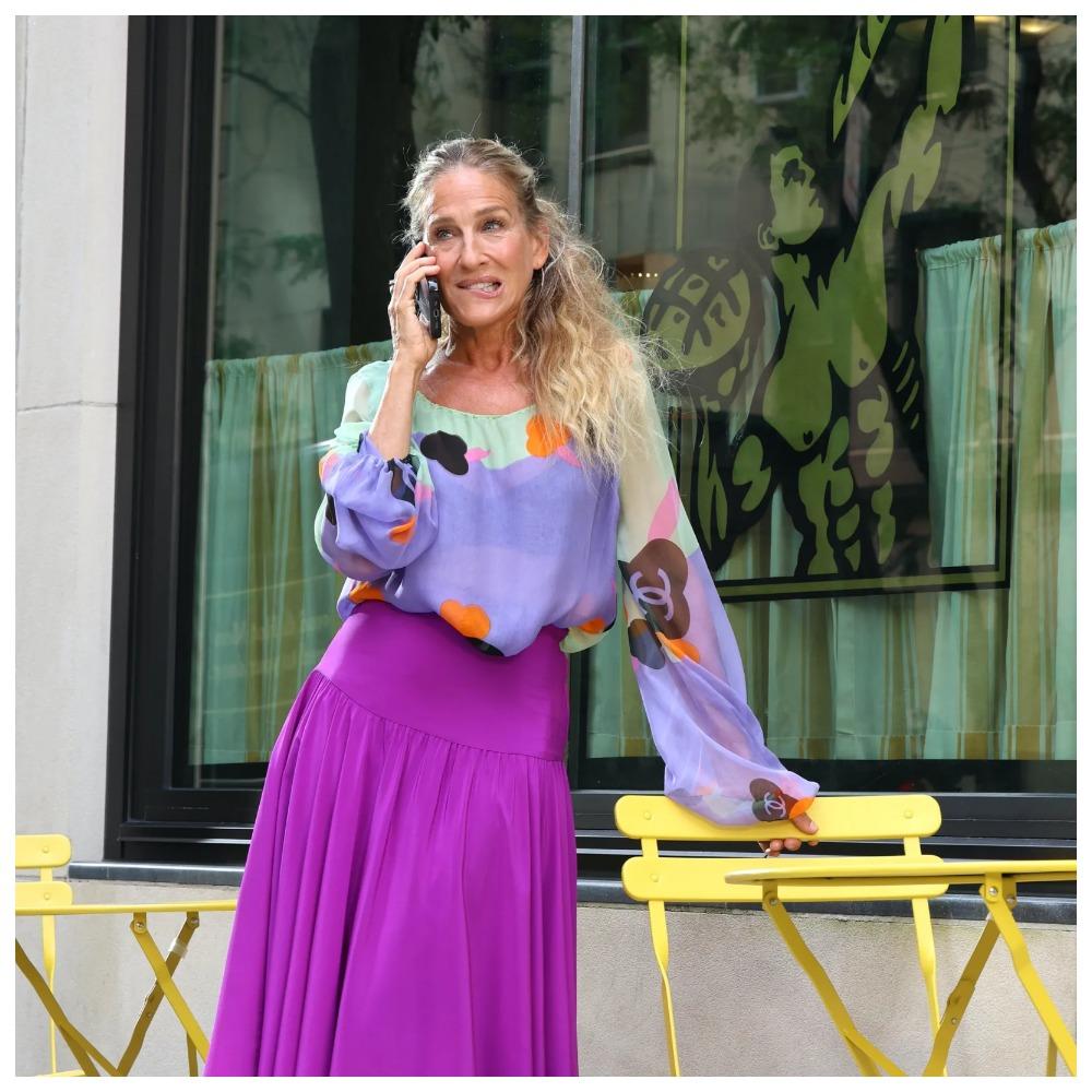 F/S 2000 Chanel Kleid 'CC' mit Blumendruck im Angebot 8