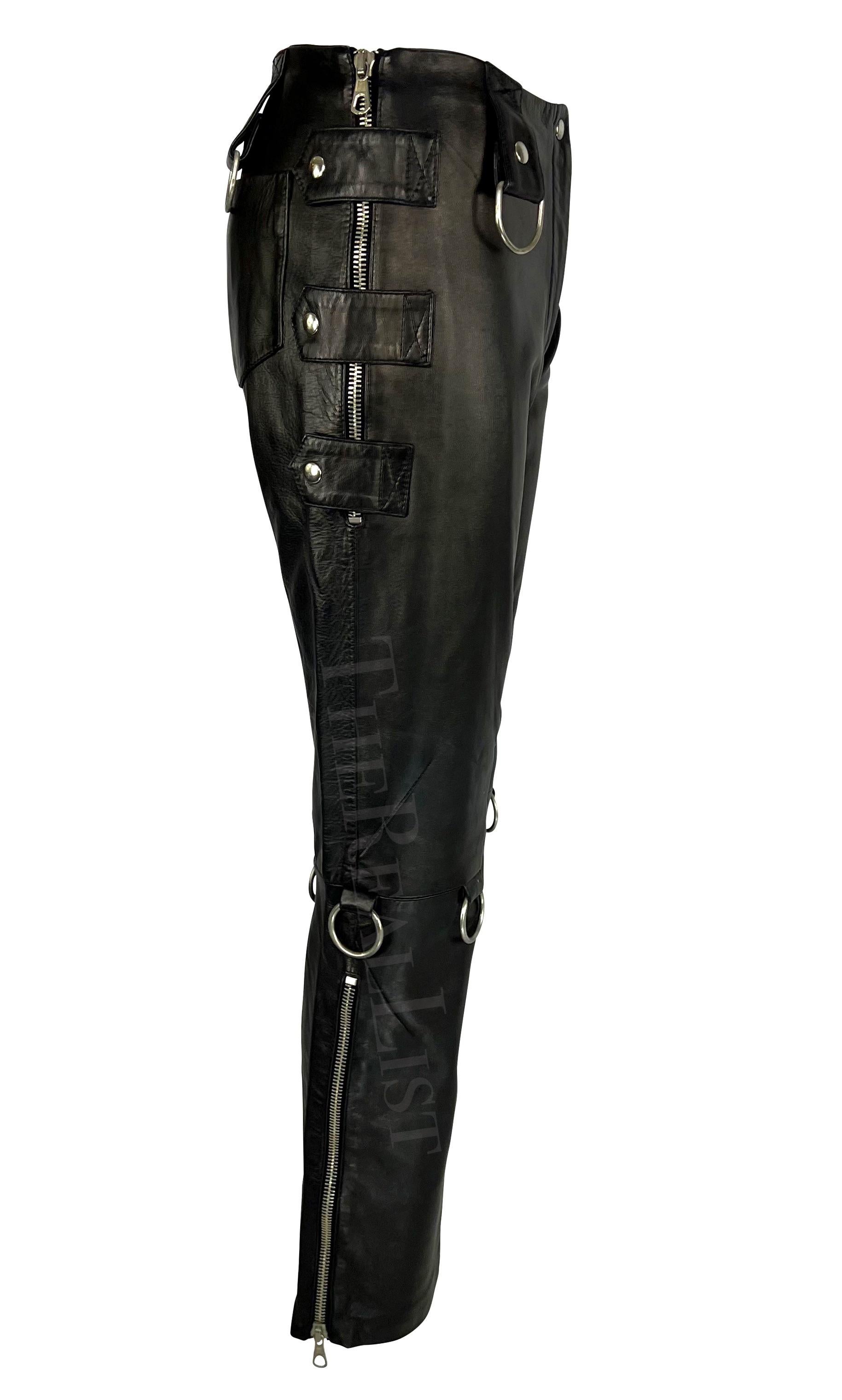 S/S 2000 Dolce & Gabbana Aaliyah Runway Black Leather Zipper Ring Moto Pants For Sale 5