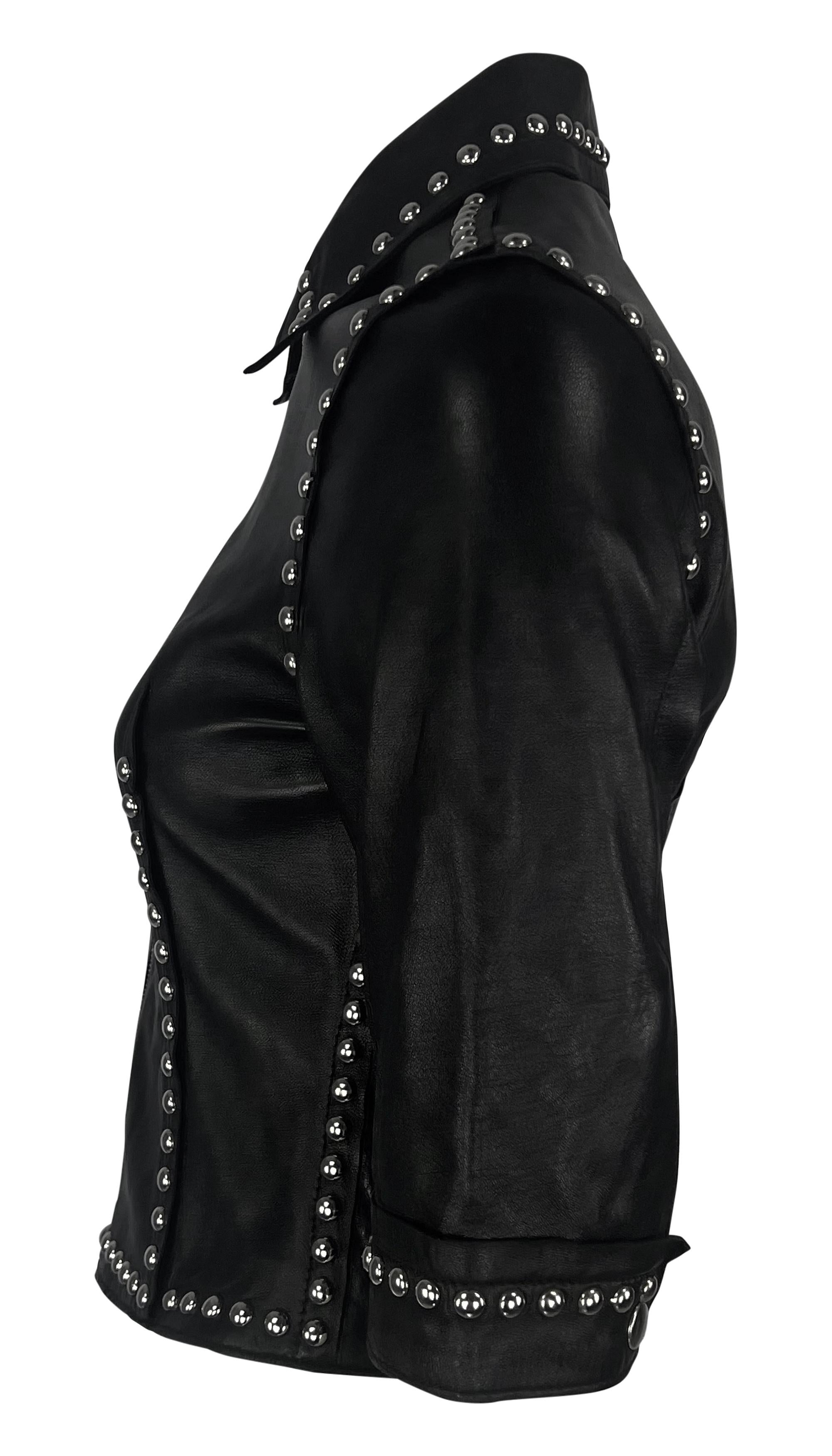 S/S 2000 Dolce & Gabbana Ad Ad Cuero Negro Tachonado Cremallera Chaqueta Mini Moto en venta 1