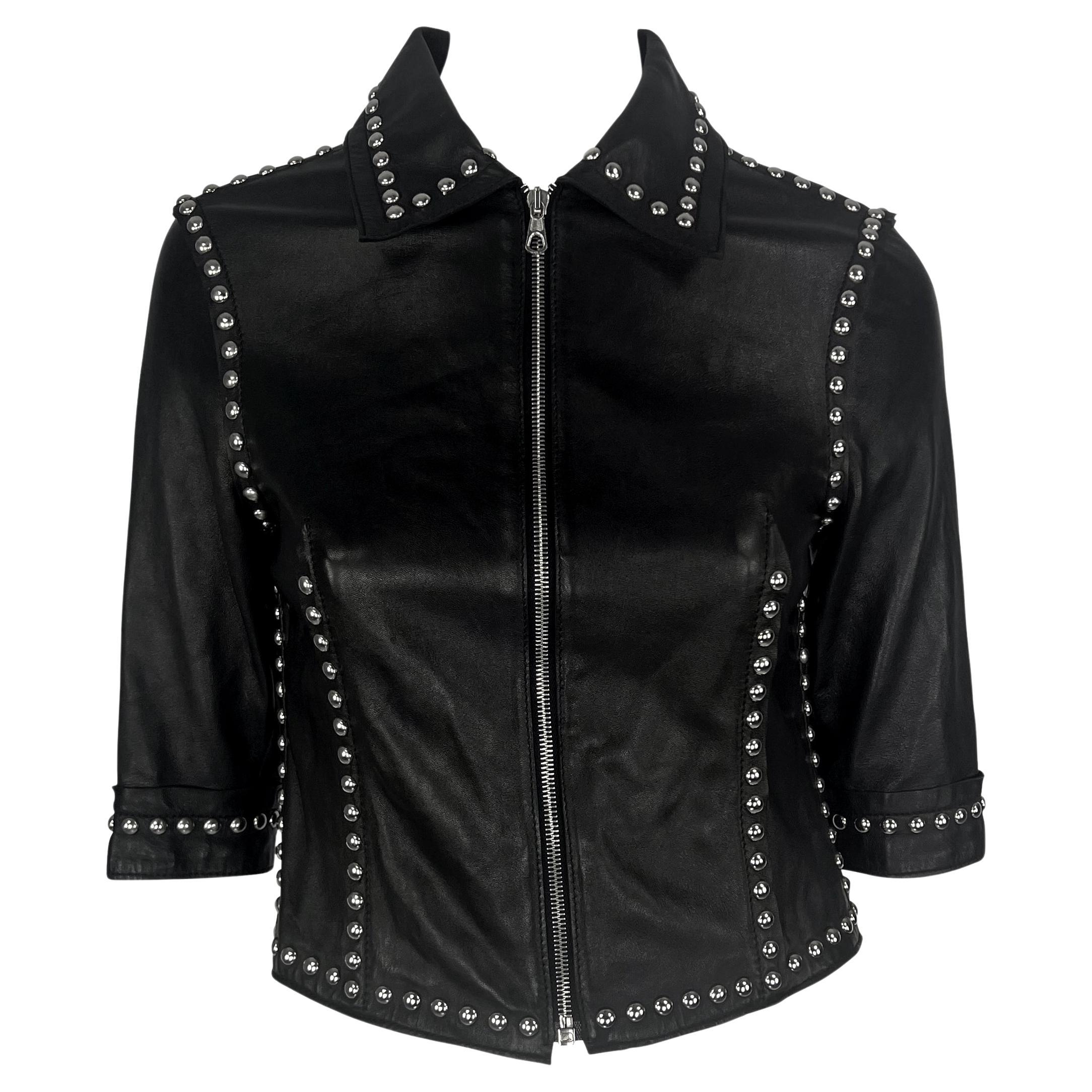 S/S 2000 Dolce & Gabbana Ad Ad Cuero Negro Tachonado Cremallera Chaqueta Mini Moto en venta