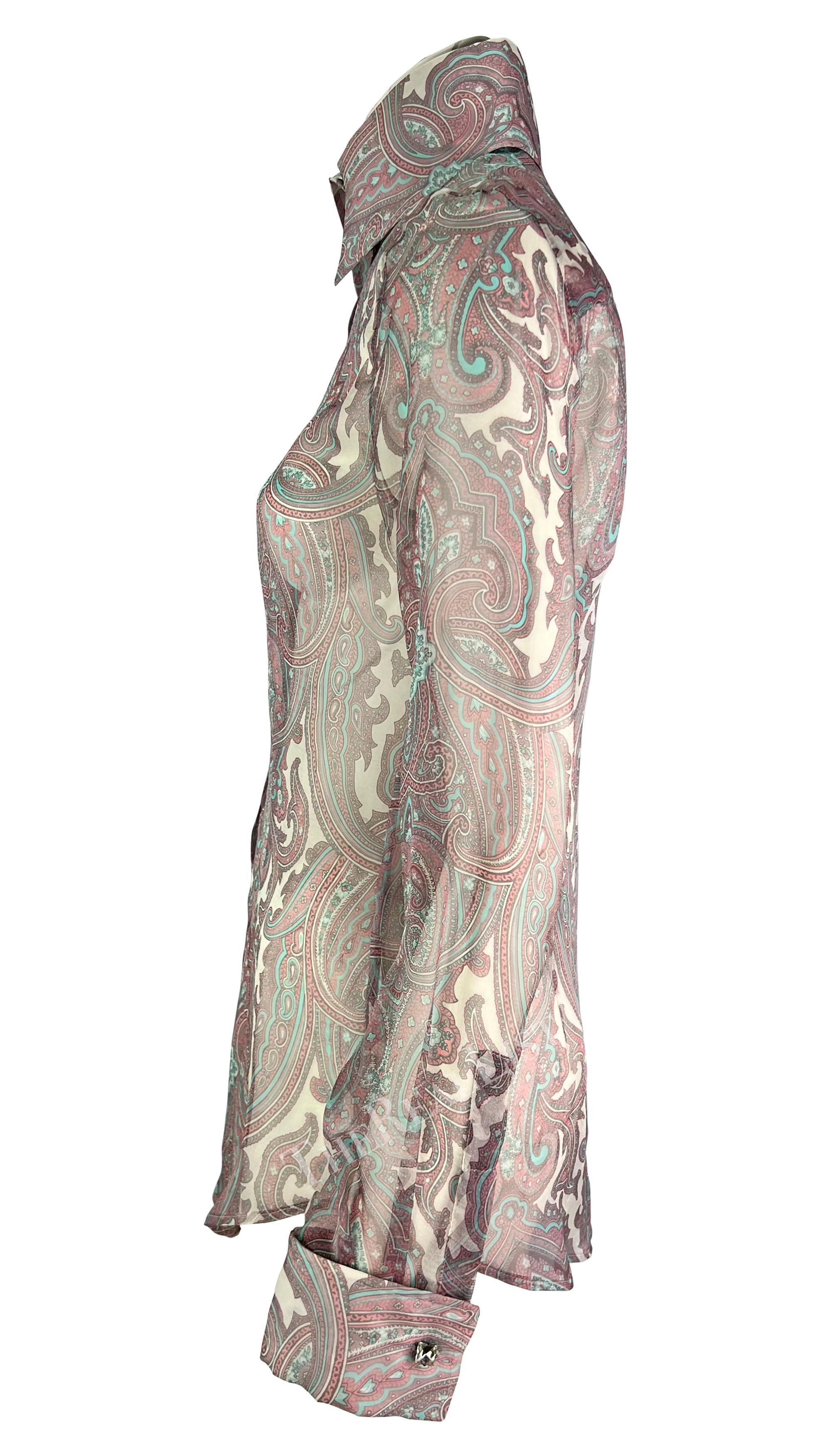 P/E 2000 Dolce & Gabbana - Camicia con polsini di strass con bottoni trasparenti e paisley in rosa in vendita 2