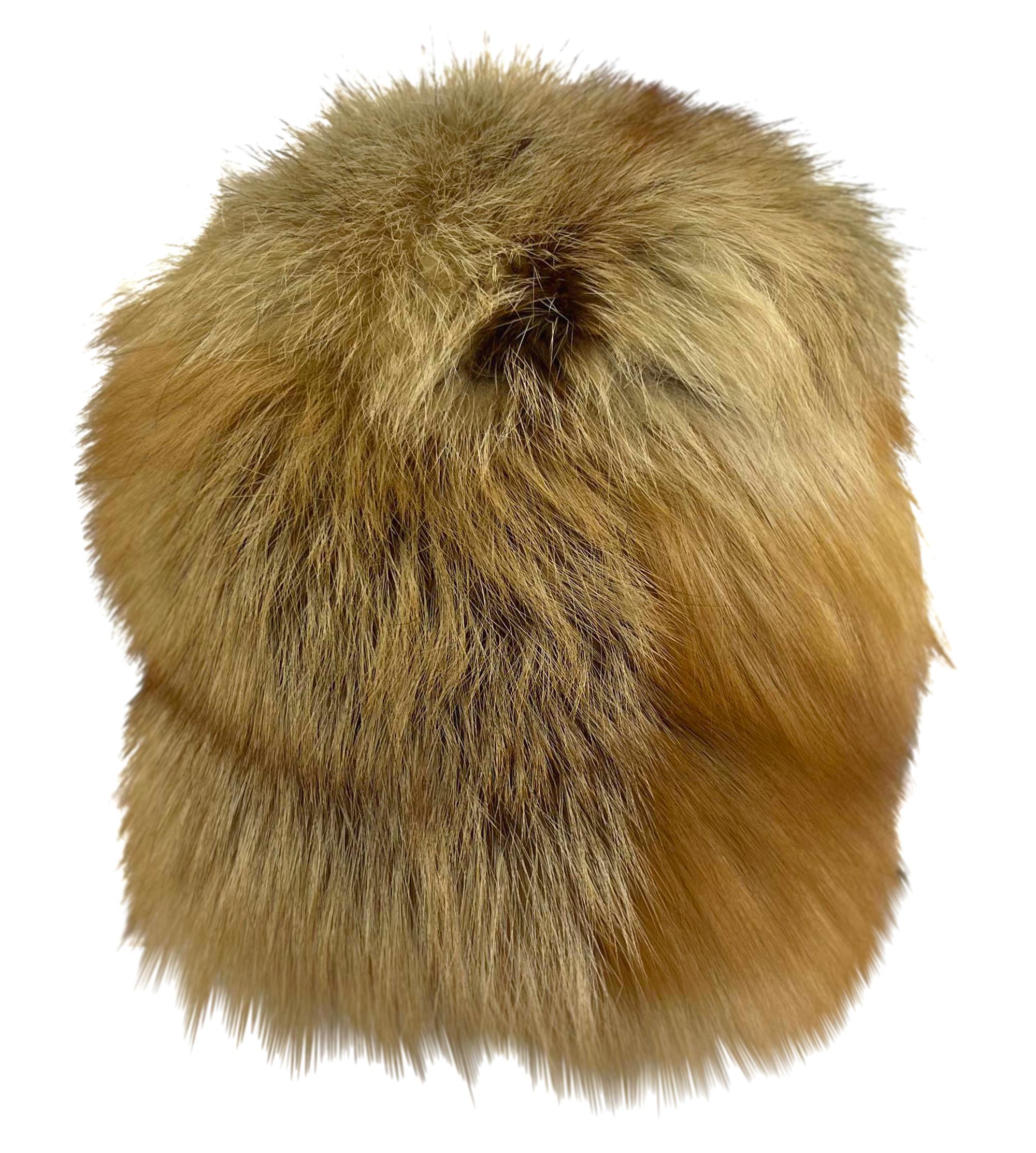 P/E 2000 Dolce & Gabbana Runway Ad Red Fox Fur Oversized Pill Box Hat in vendita 3