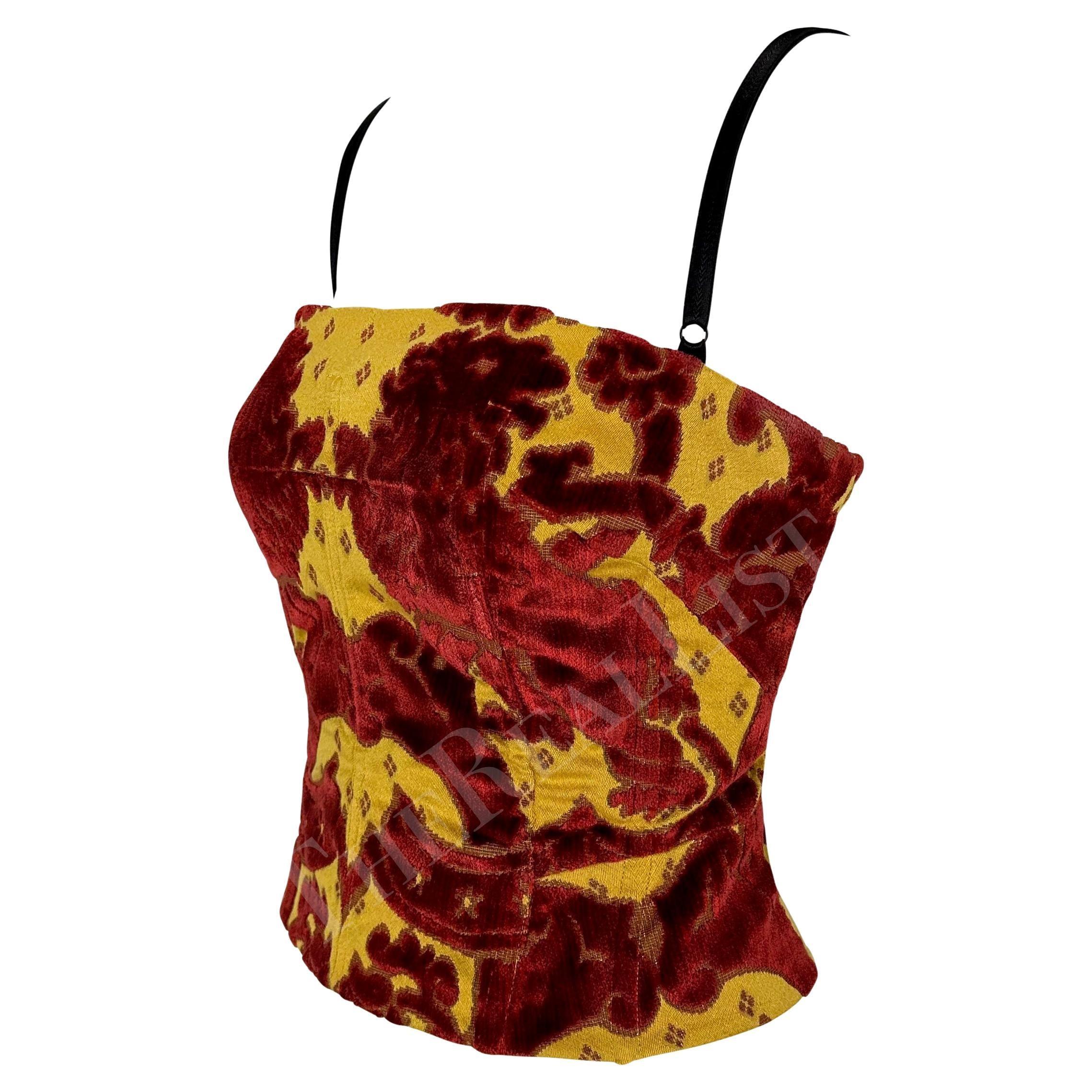 P/E 2000 Dolce & Gabbana Runway Ad Red Gold Tapestry Corset Bustier In condizioni buone in vendita a West Hollywood, CA