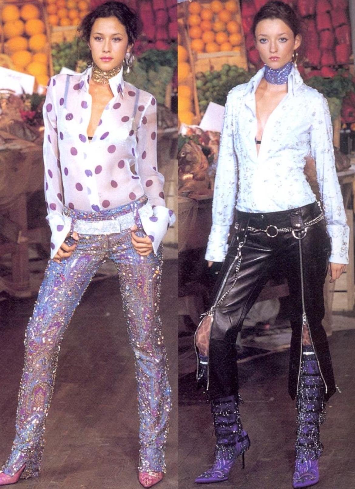 This rhinestone-covered Dolce & Gabbana low belt from the Spring/Summer 2000 collection was a standout in numerous runway looks and prominently featured in the season’s ad campaign. Adorned with dazzling clear rhinestones, this statement piece sits