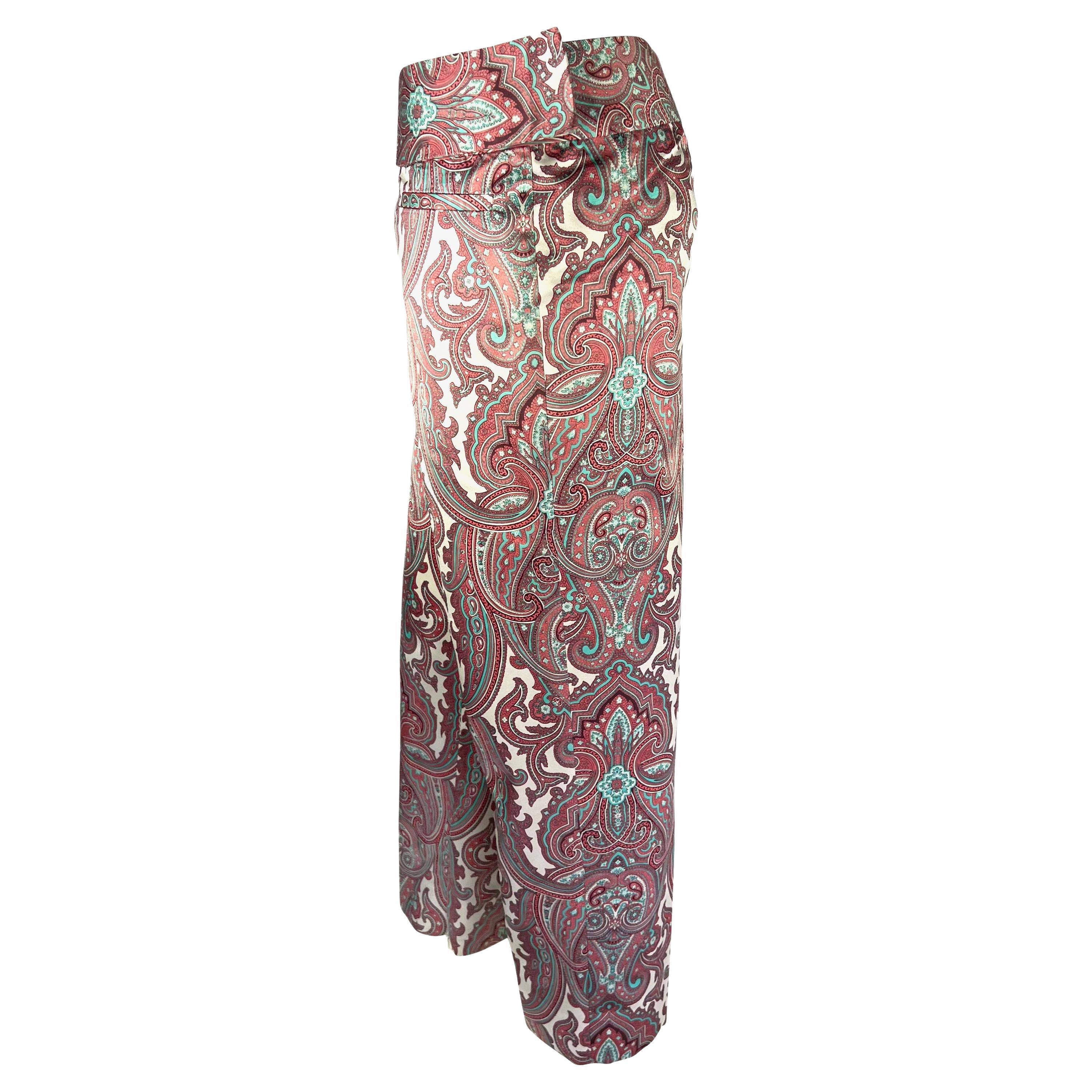 De las mujeres S/S 2000 Dolce & Gabbana Pantalón corto con estampado de cachemira en satén rosa blanco en venta