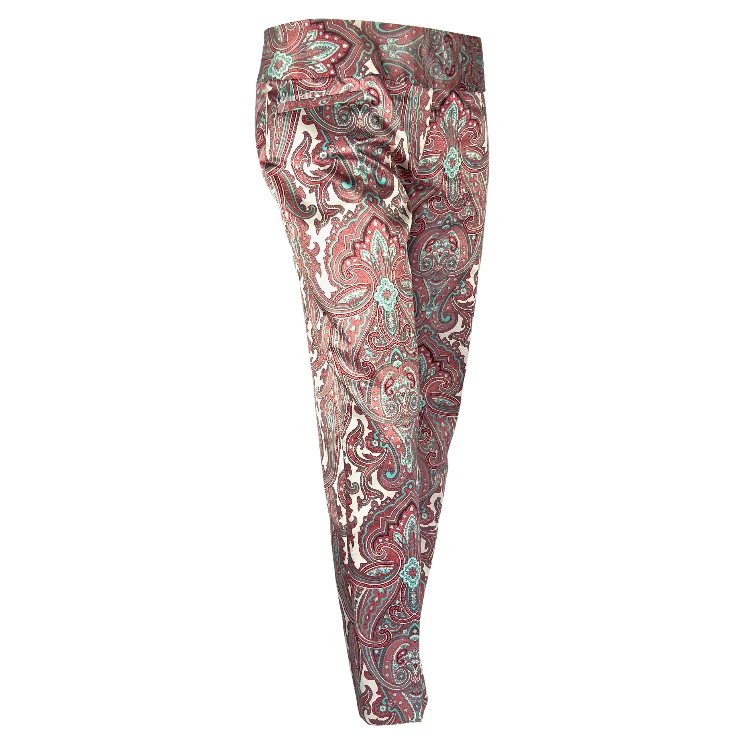 S/S 2000 Dolce & Gabbana White Pink Satin Paisley Print Tapered Cropped Pants For Sale 2