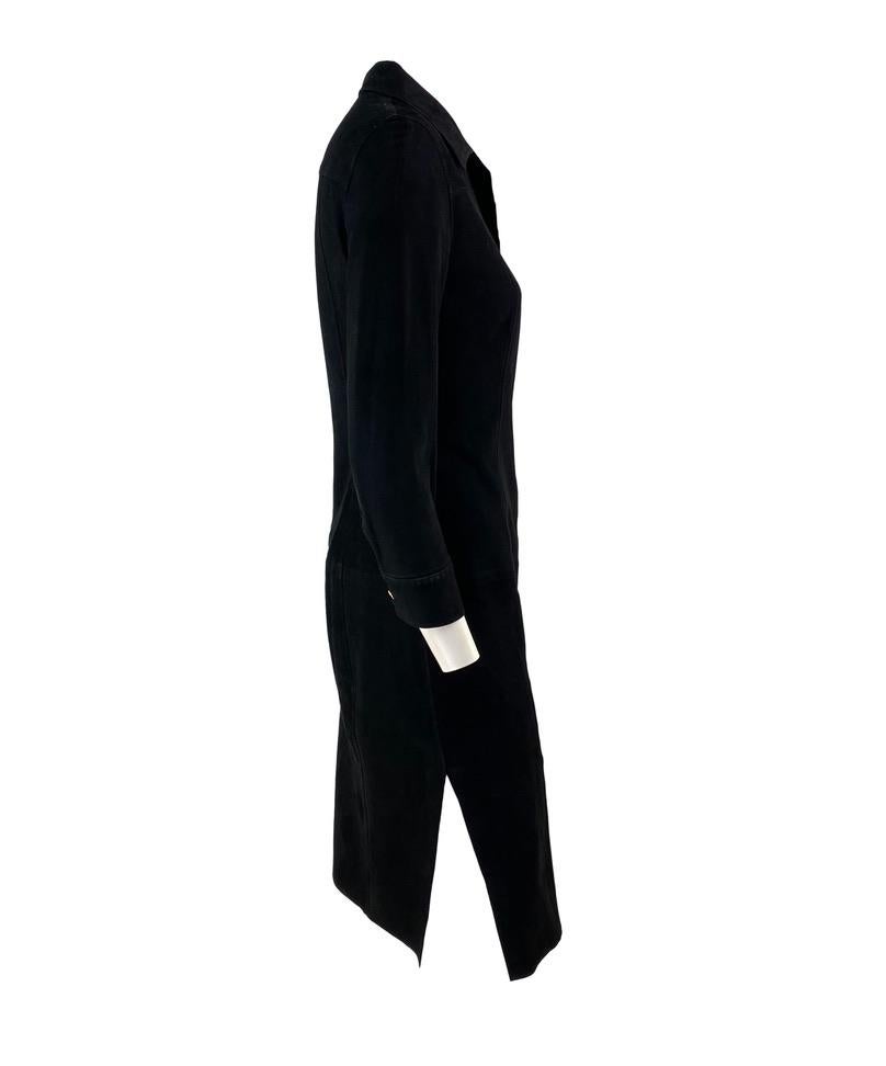 S/S 2000 Gianni Versace by Donatella Robe boutonnée en daim noir à l'effigie de la Méduse en vente 1