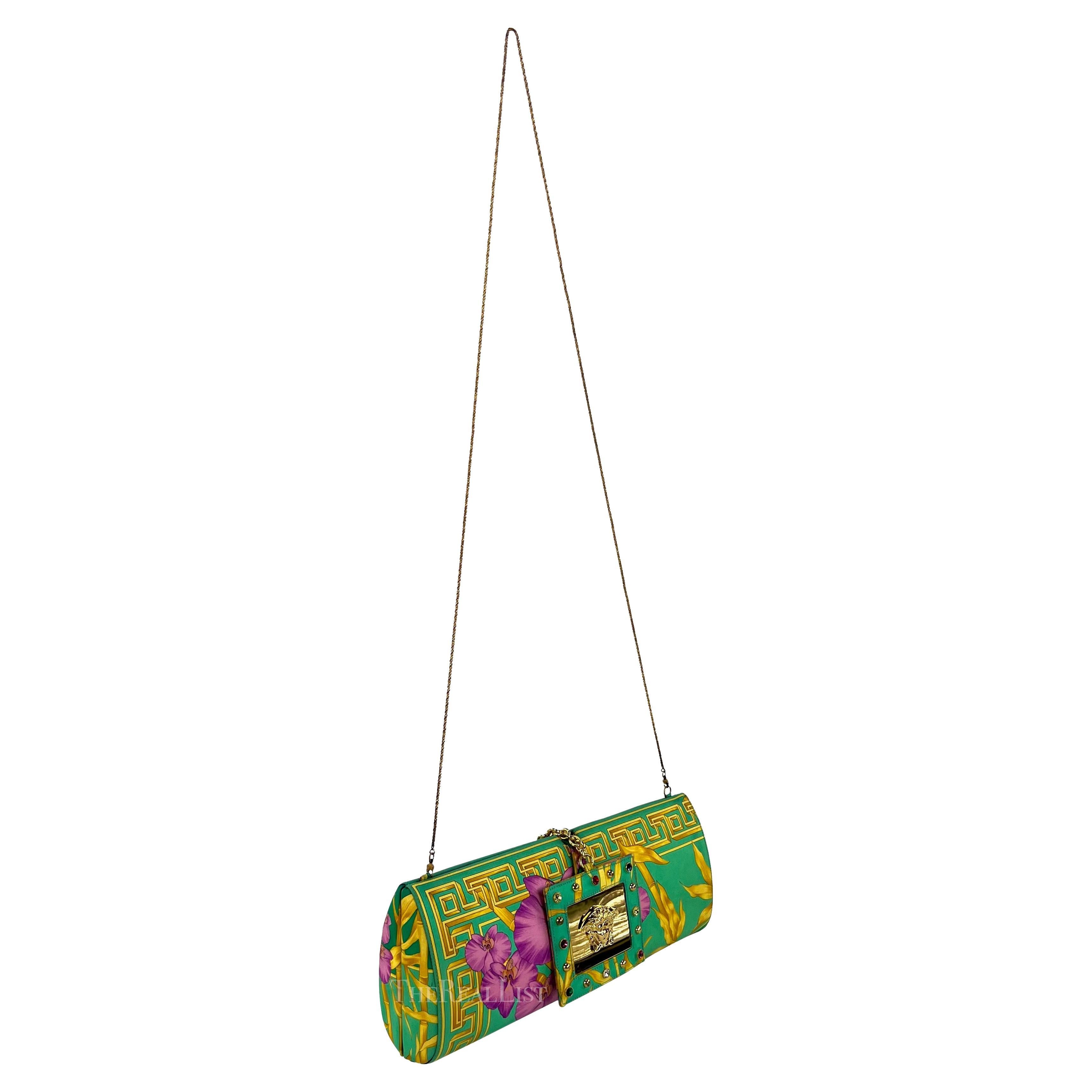 Pochette de défilé convertible à fleurs vertes Gianni Versace par Donatella, P/E 2000 en vente 7