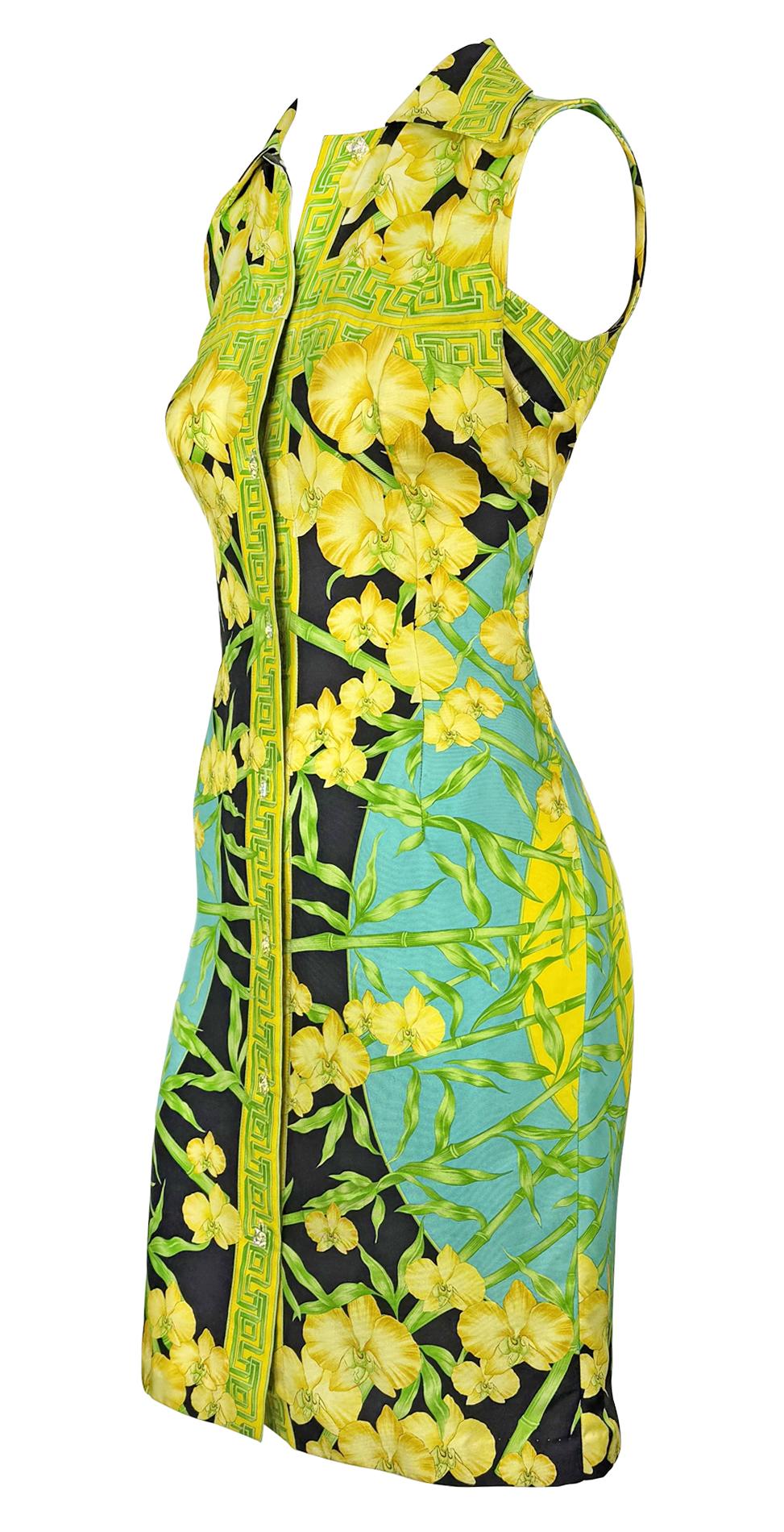 F/S 2000 Gianni Versace by Donatella Medusa Orchideendruck Kristall-Kleid mit Knopfleiste (Grün) im Angebot