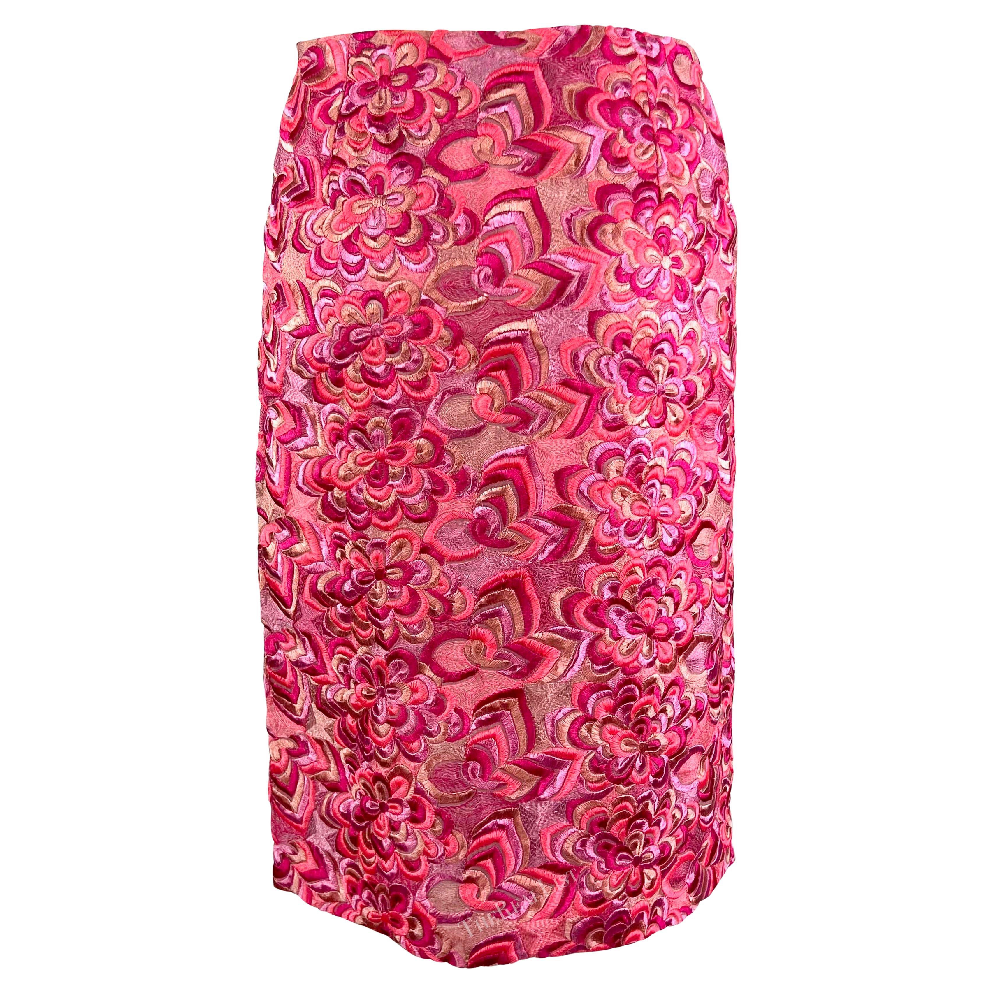 S/S 2000 Gianni Versace by Donatella Neon Pink Floral Embroidered Skirt For Sale 1