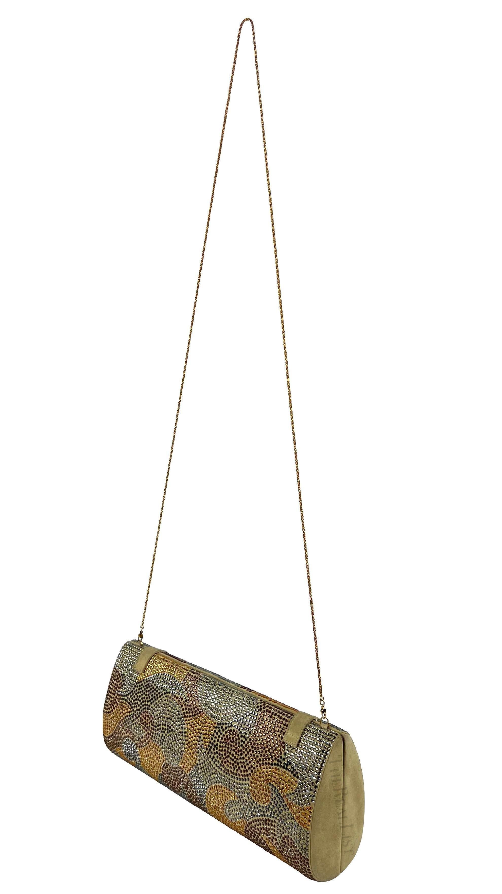 P/E 2000 Gianni Versace by Donatella Versace Runway Pochette con strass astratti in oro in vendita 6