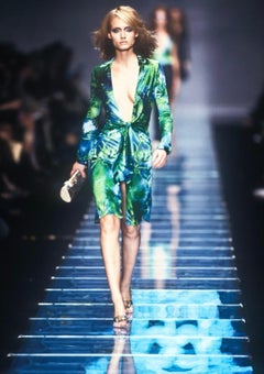 S/S 2000 Gianni Versace by Donatella Runway Gold Abstract Rhinestone Clutch