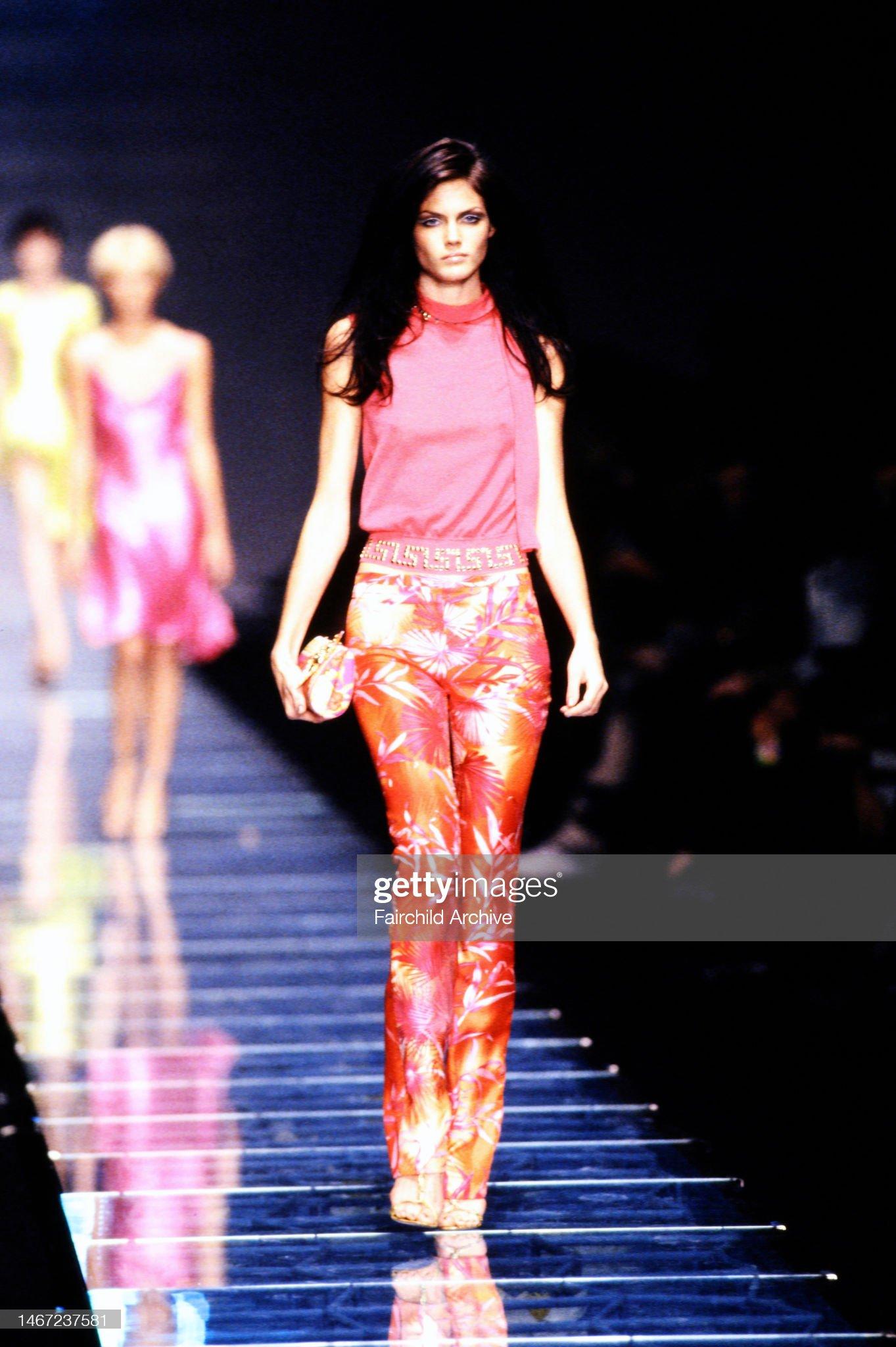 S/S 2000 Gianni Versace by Donatella Runway Green Rhinestone Greek Key Knit Top In Good Condition For Sale In West Hollywood, CA