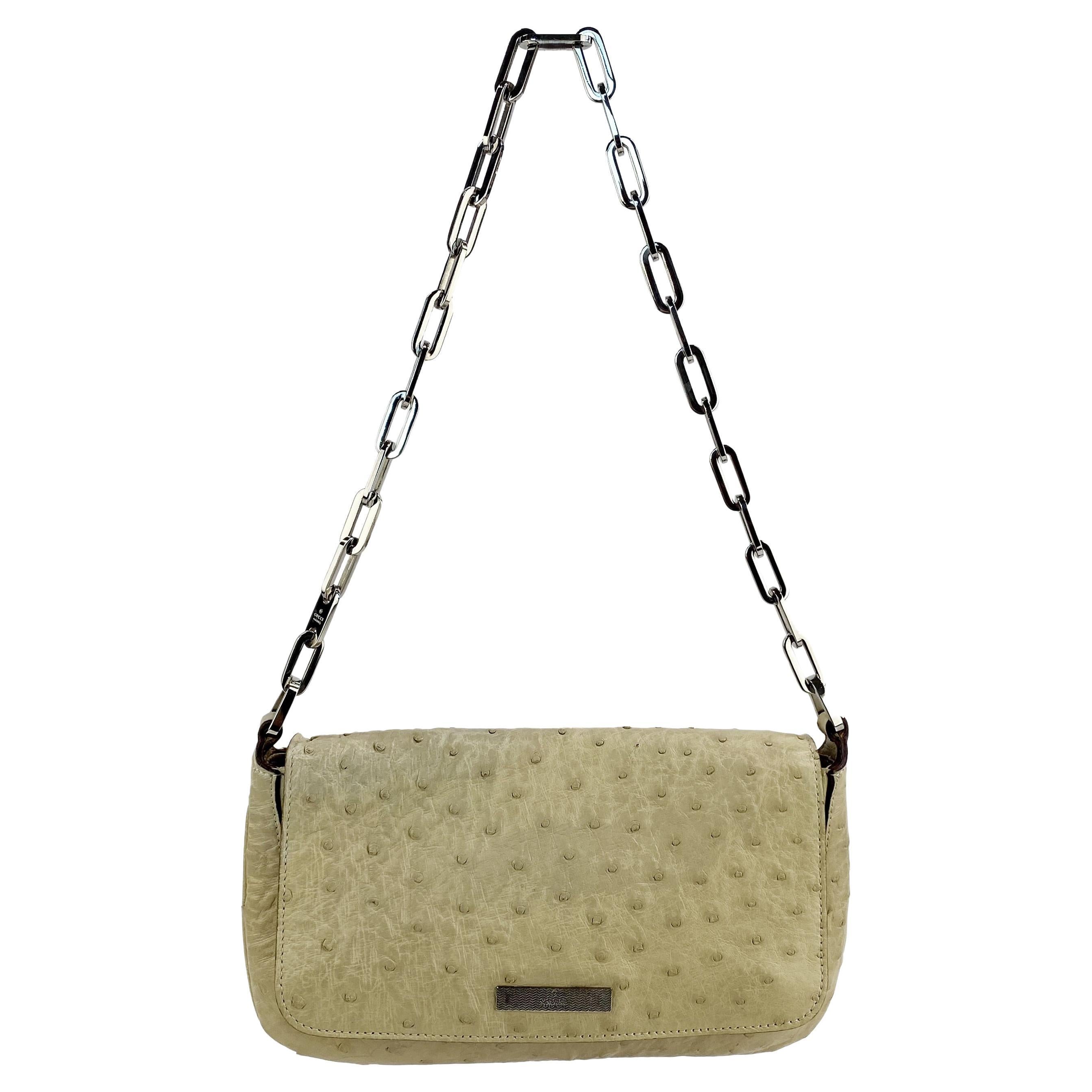 S/S 2000 Gucci by Tom Ford Cream Ostrich Chain Flap Shoulder Bag (Sac à bandoulière à rabat avec chaîne en autruche) en vente