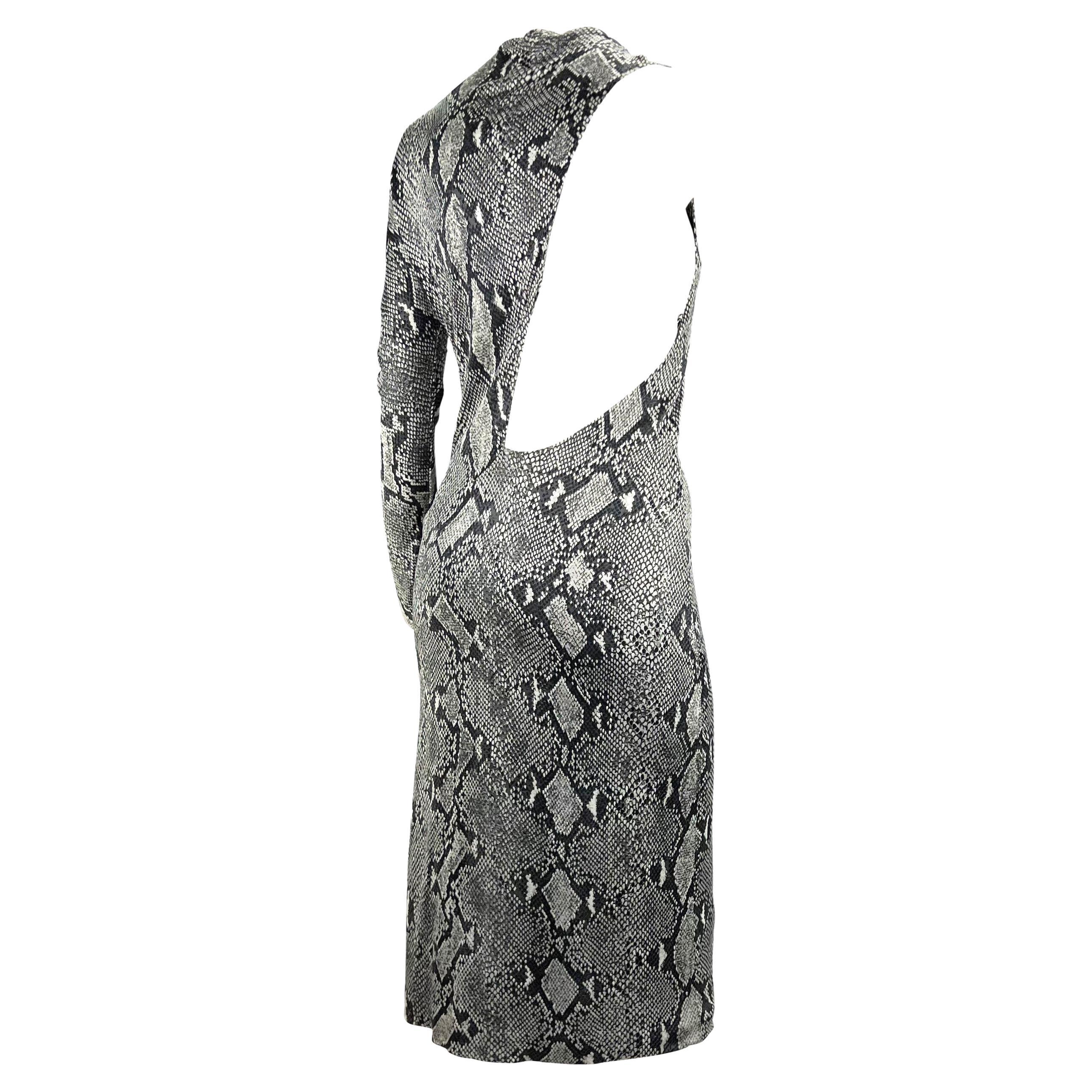 S/S 2000 Gucci by Tom Ford Grey Snake Print Asymmetric One Sleeve Dress For Sale 4