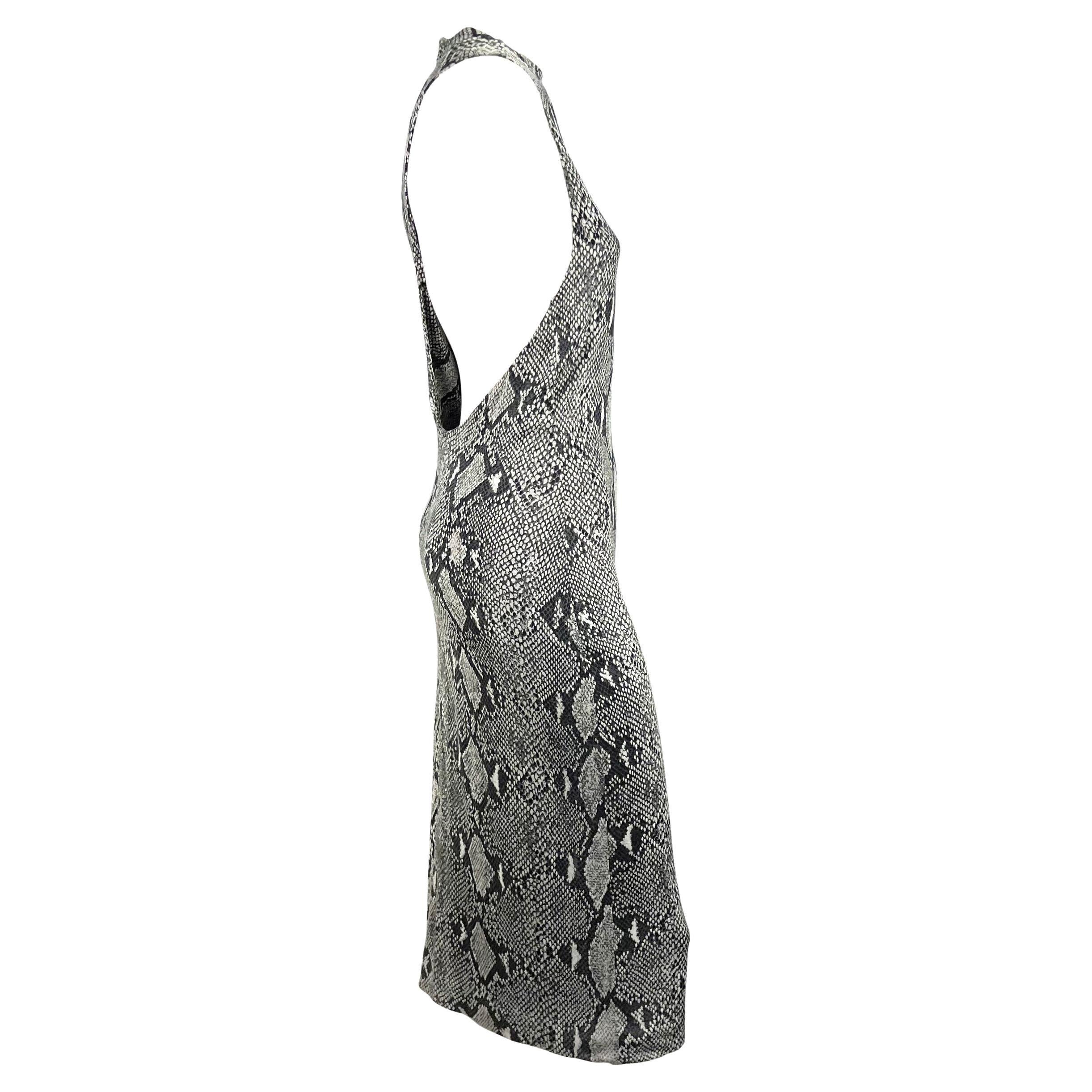 S/S 2000 Gucci by Tom Ford Grey Snake Print Asymmetric One Sleeve Dress For Sale 5