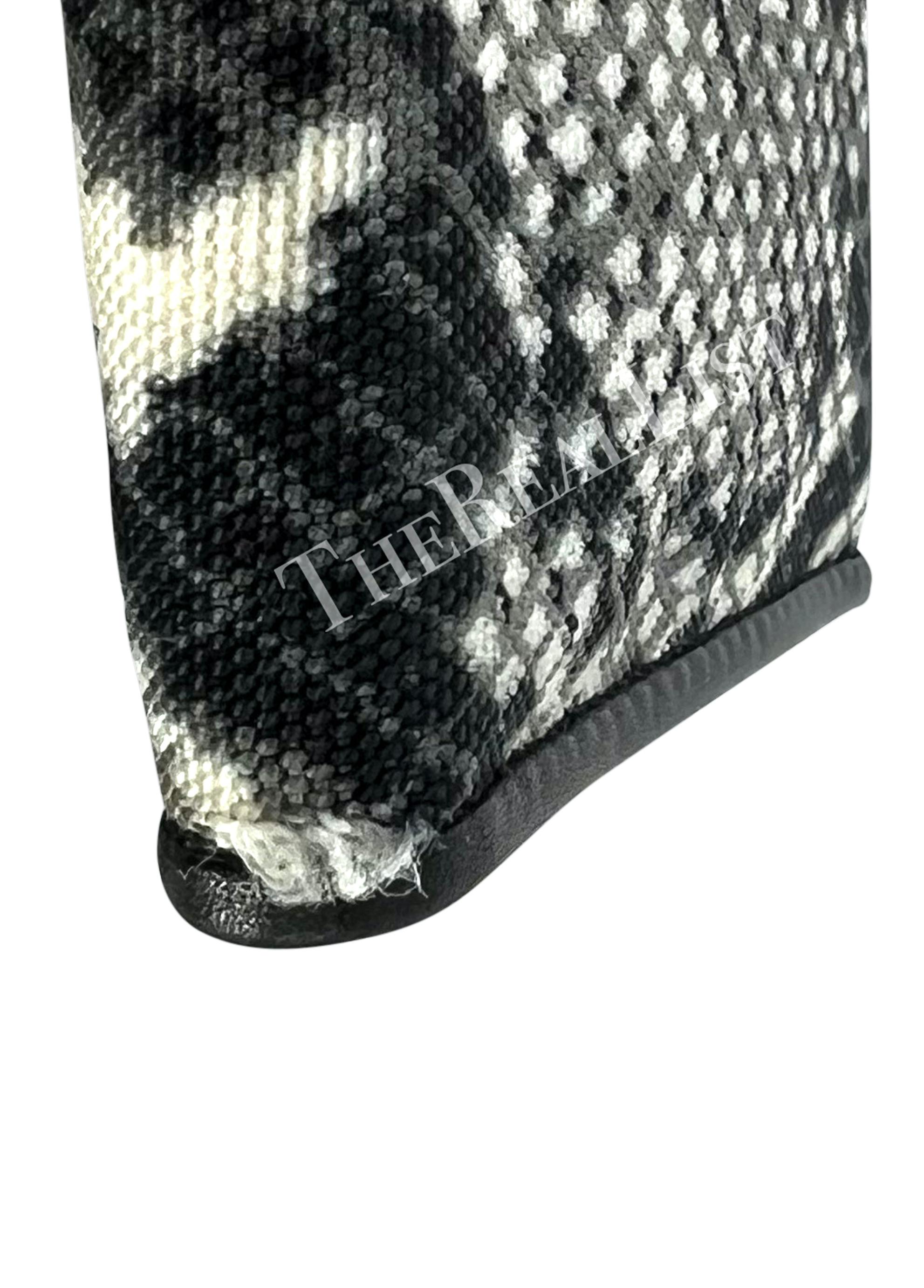 S/S 2000 Gucci by Tom Ford Grey Snake Print Condom Holder For Sale 1