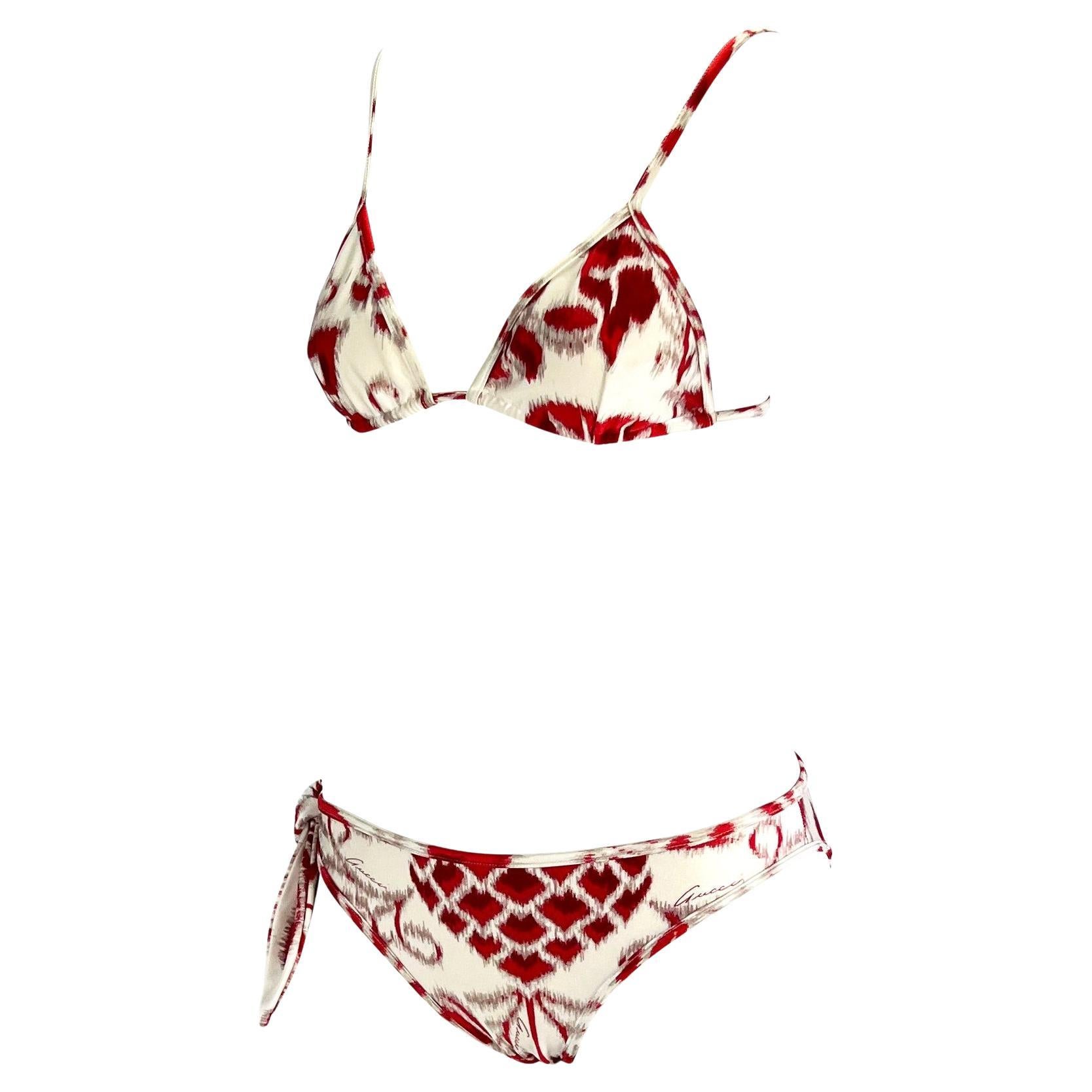 Beige S/S 2000 Gucci by Tom Ford Red Havana Print Tie White Bikini Set For Sale