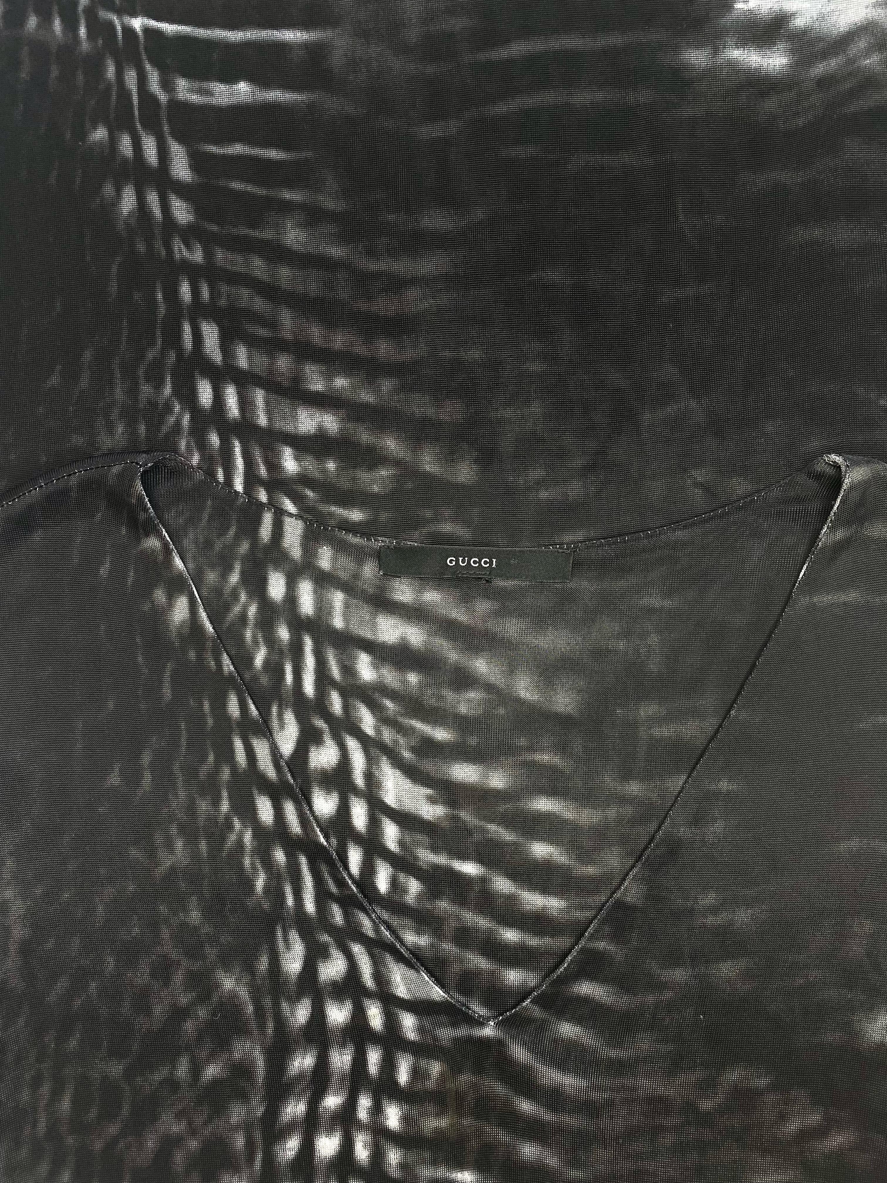 Robe à col en V en viscose à imprimé abstrait défilé Gucci by Tom Ford, P/E 2000 en vente 5