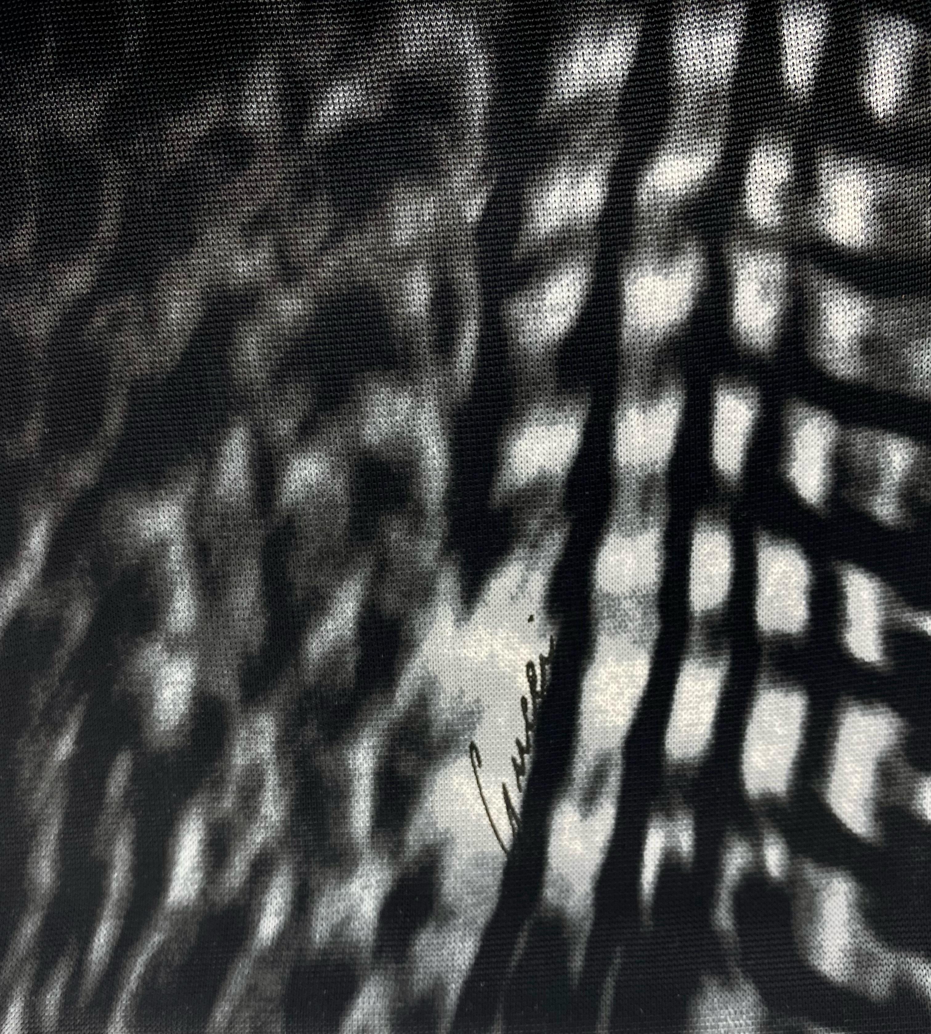 Robe à col en V en viscose à imprimé abstrait défilé Gucci by Tom Ford, P/E 2000 en vente 3