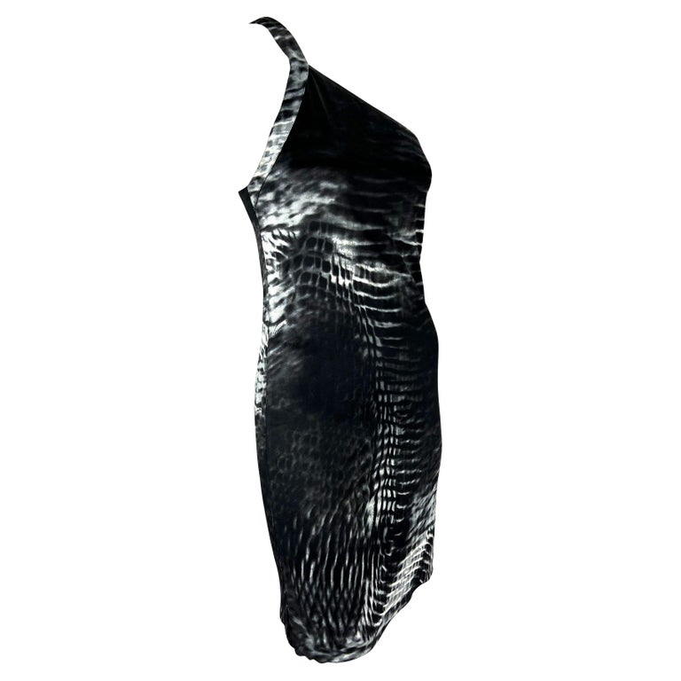 S/S 2000 Gucci by Tom Ford Runway Asymmetric Black Tie-Dye Logo Viscose Dress For Sale 4
