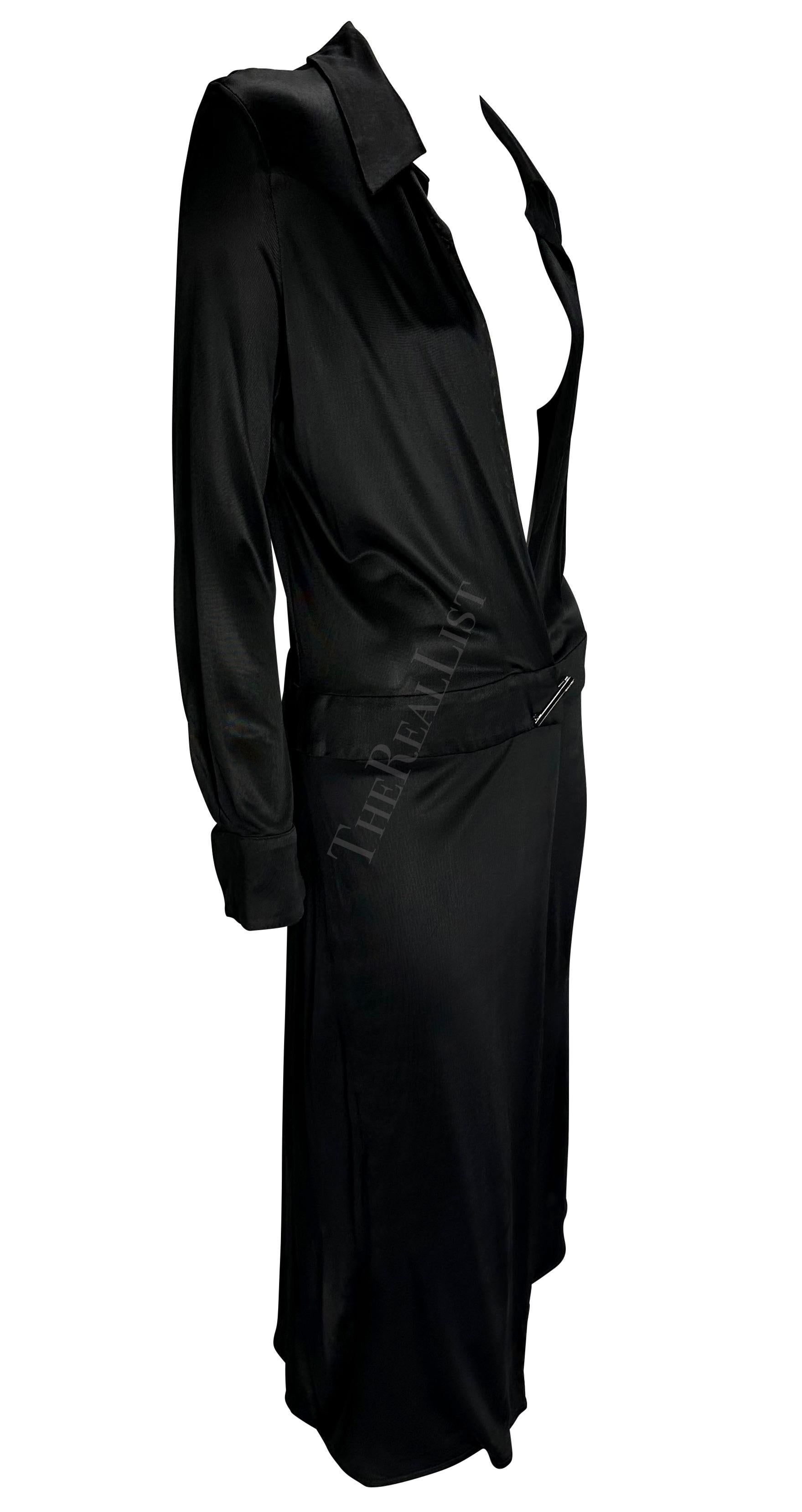 S/S 2000 Gucci by Tom Ford Vestido de pasarela de viscosa negra con escote pronunciado en venta 6