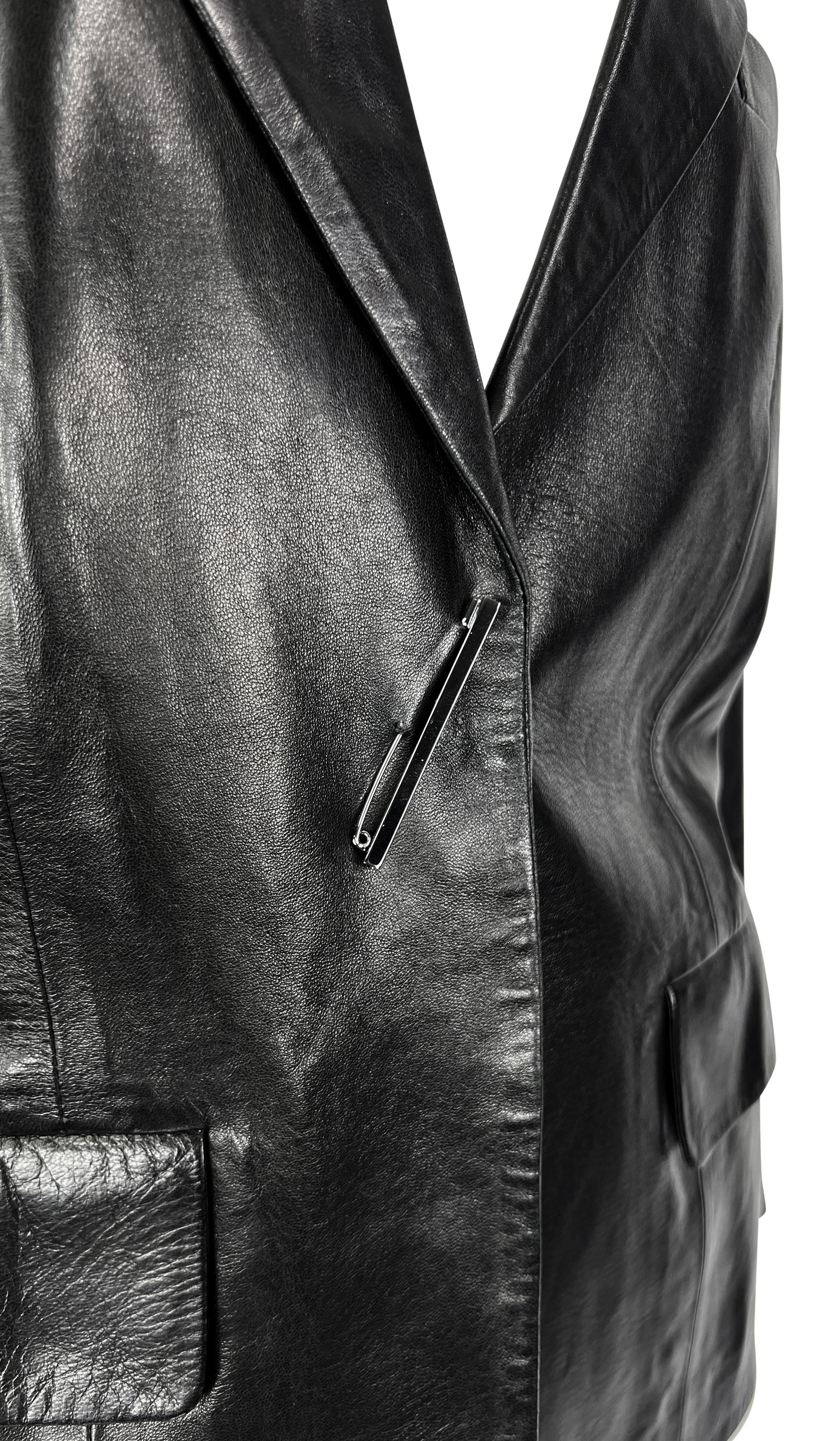 Women's S/S 2000 Gucci by Tom Ford Runway Rhinestone Pin Black Leather Blazer Jacket For Sale