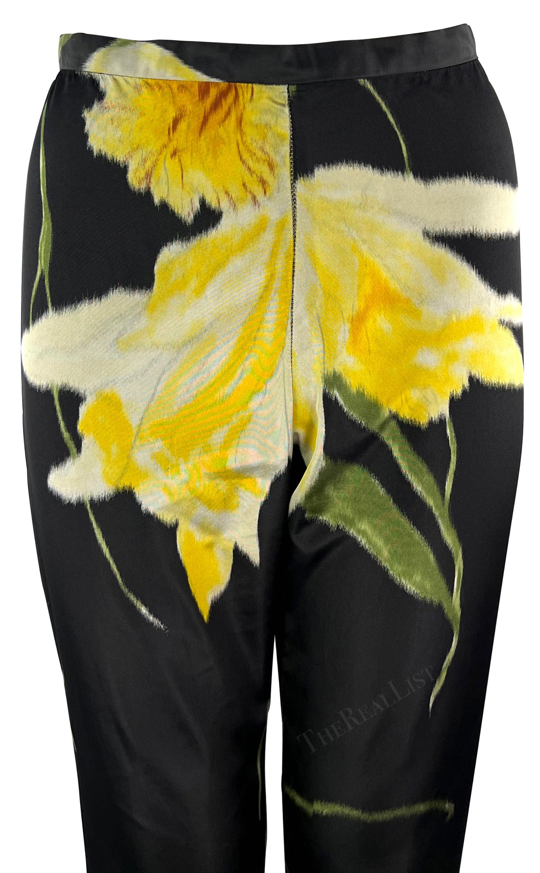 S/S 2000 Ralph Lauren Runway Black Silk Taffeta Yellow Floral Cigarette Pants In Excellent Condition For Sale In West Hollywood, CA