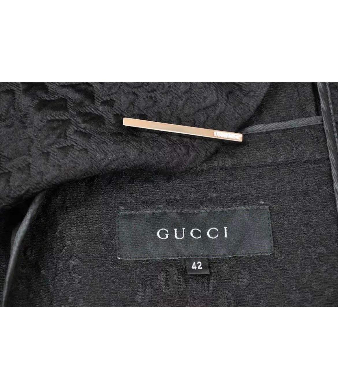S/S 2000 Vintage Tom Ford for Gucci Crocodile textured Pant Suit with Pin 42 - 6 For Sale 1