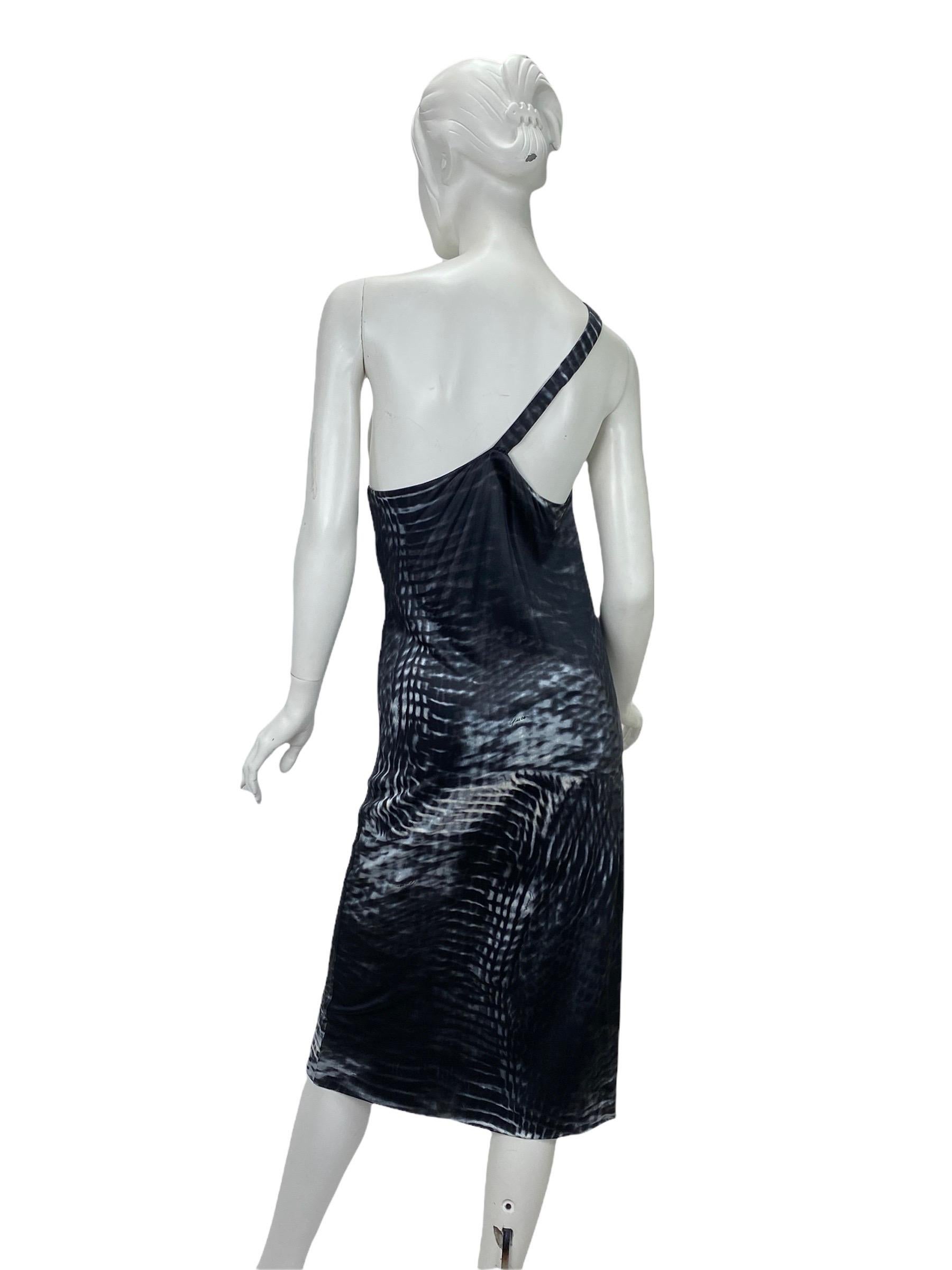 S/S 2000 Vintage Tom Ford for Gucci One Shoulder Dress Size 40 In Excellent Condition For Sale In Montgomery, TX