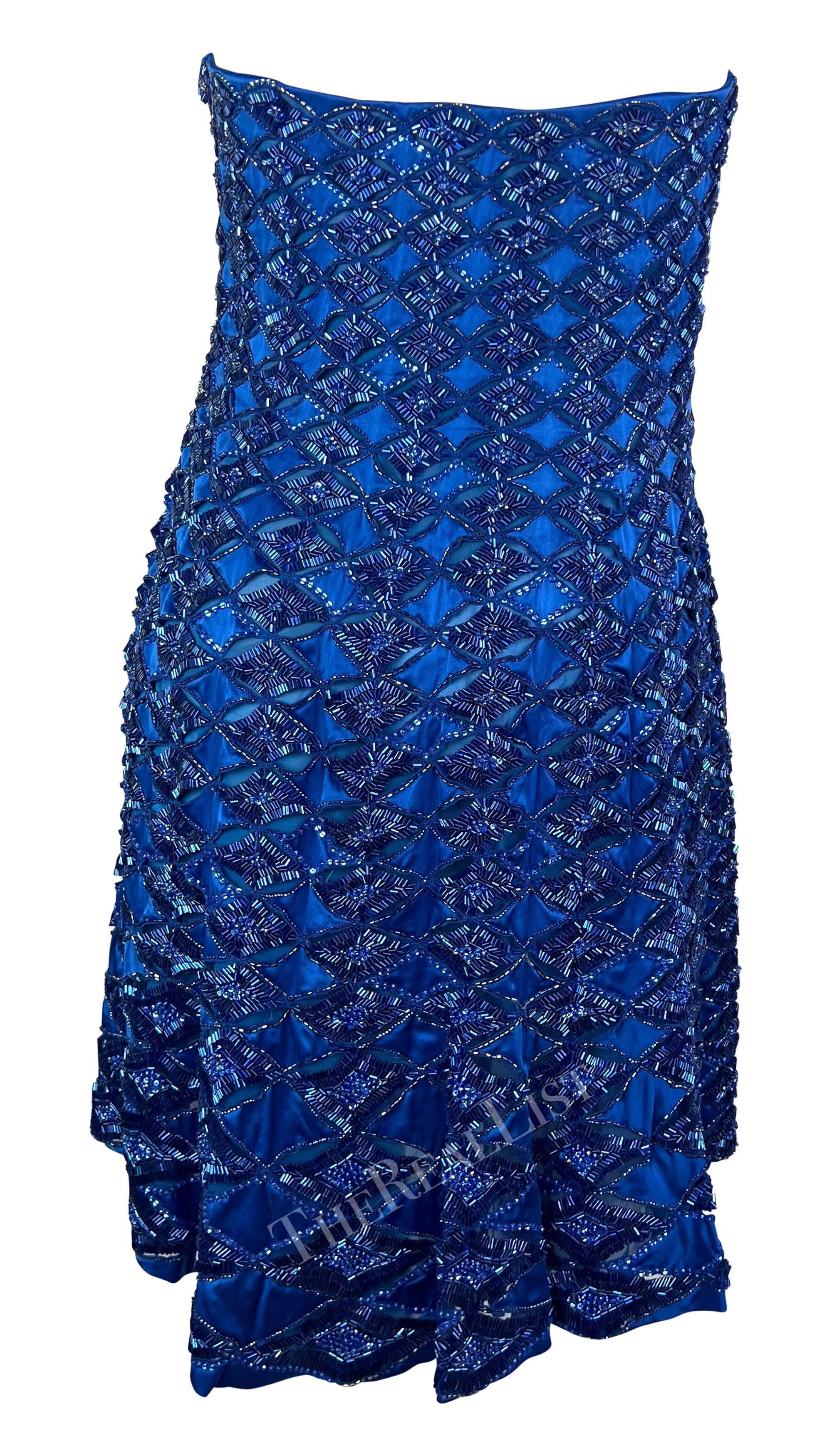 Mini robe bustier bleue perlée défilé Atelier Versace by Donatella, P/E 2001 en vente 2