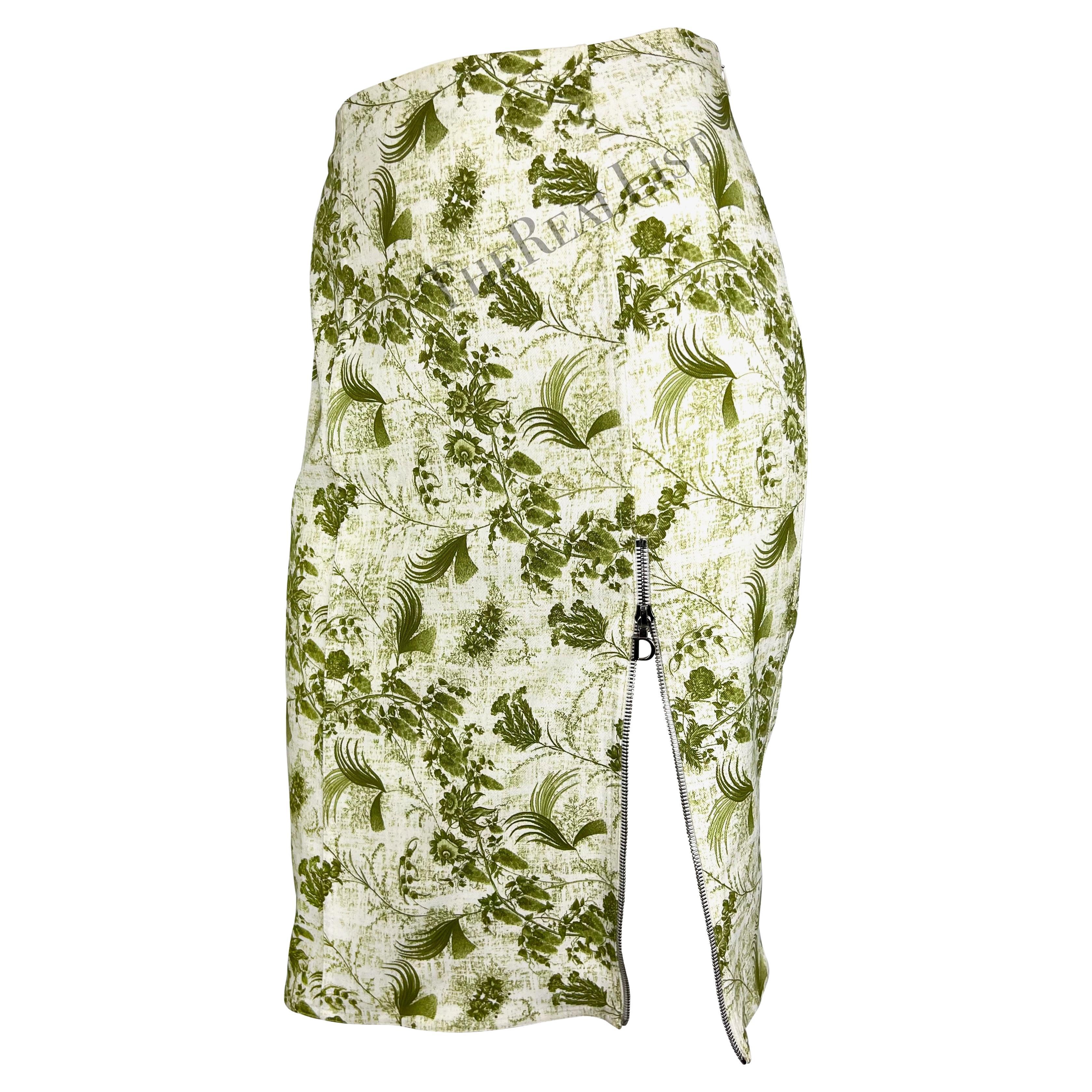 S/S 2001 Christian Dior by John Galliano Green Floral Logo Zip Ruffle Skirt Set For Sale 4