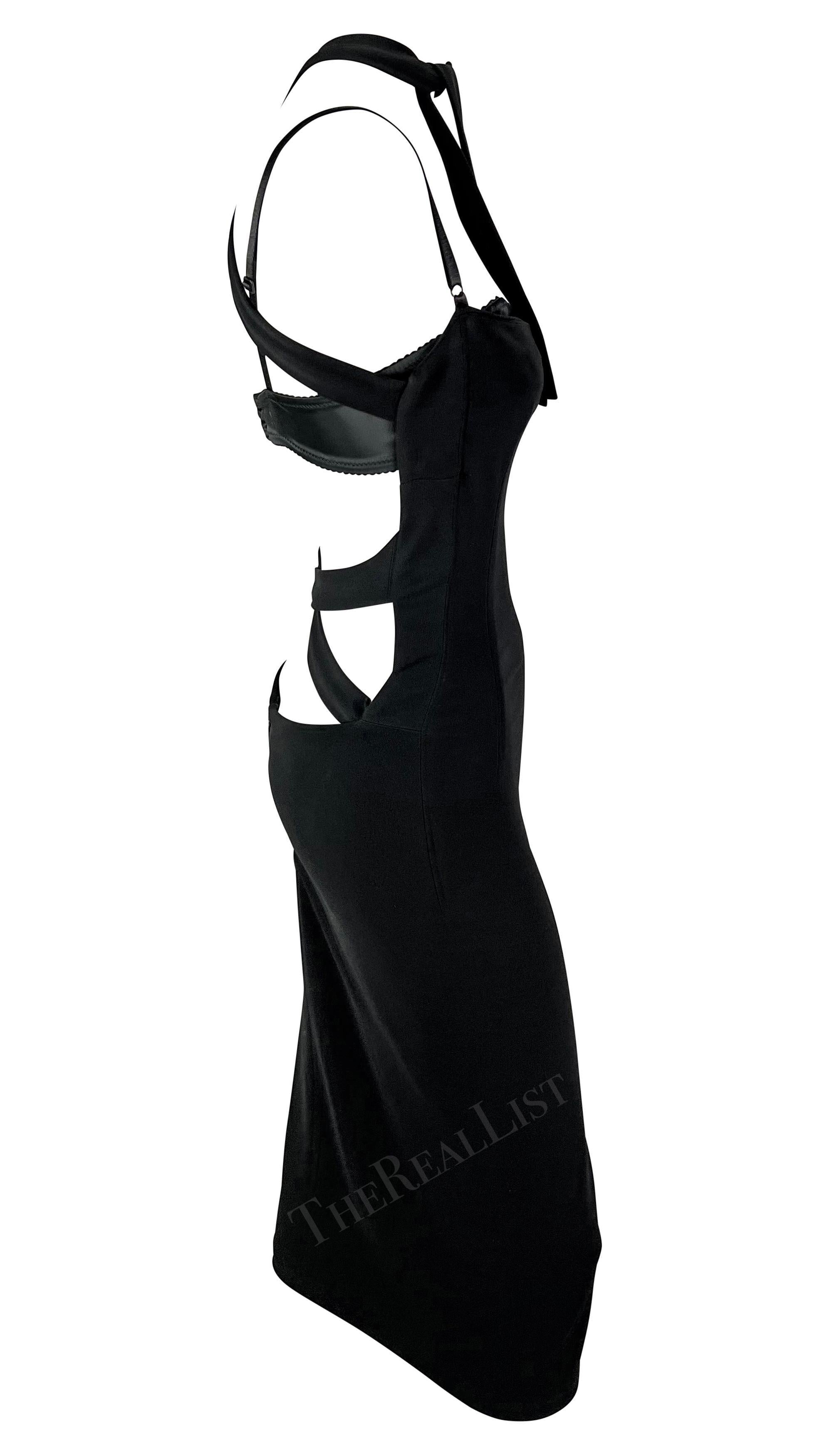 S/S 2001 Dolce & Gabbana Black Bodycon Strap Backless Runway Dress For Sale 2