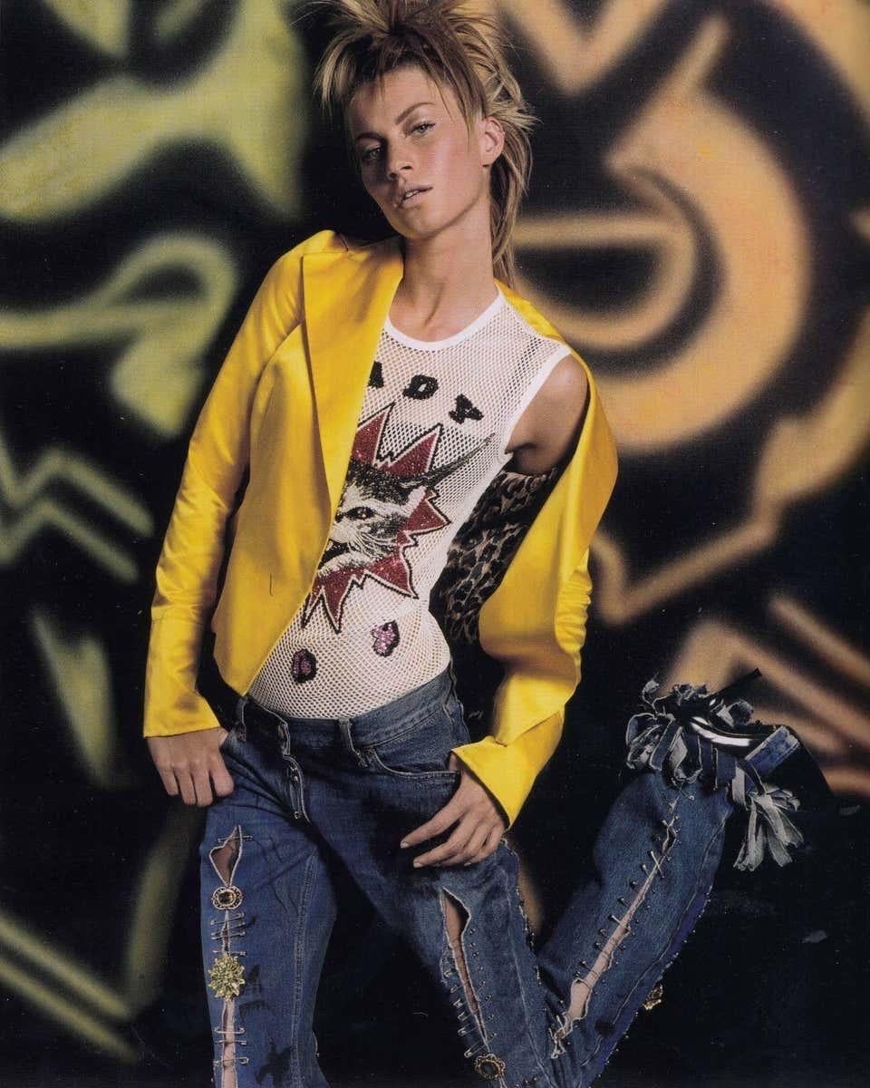 S/S 2001 Dolce & Gabbana runway safety pin punk jeans with broches For Sale 1
