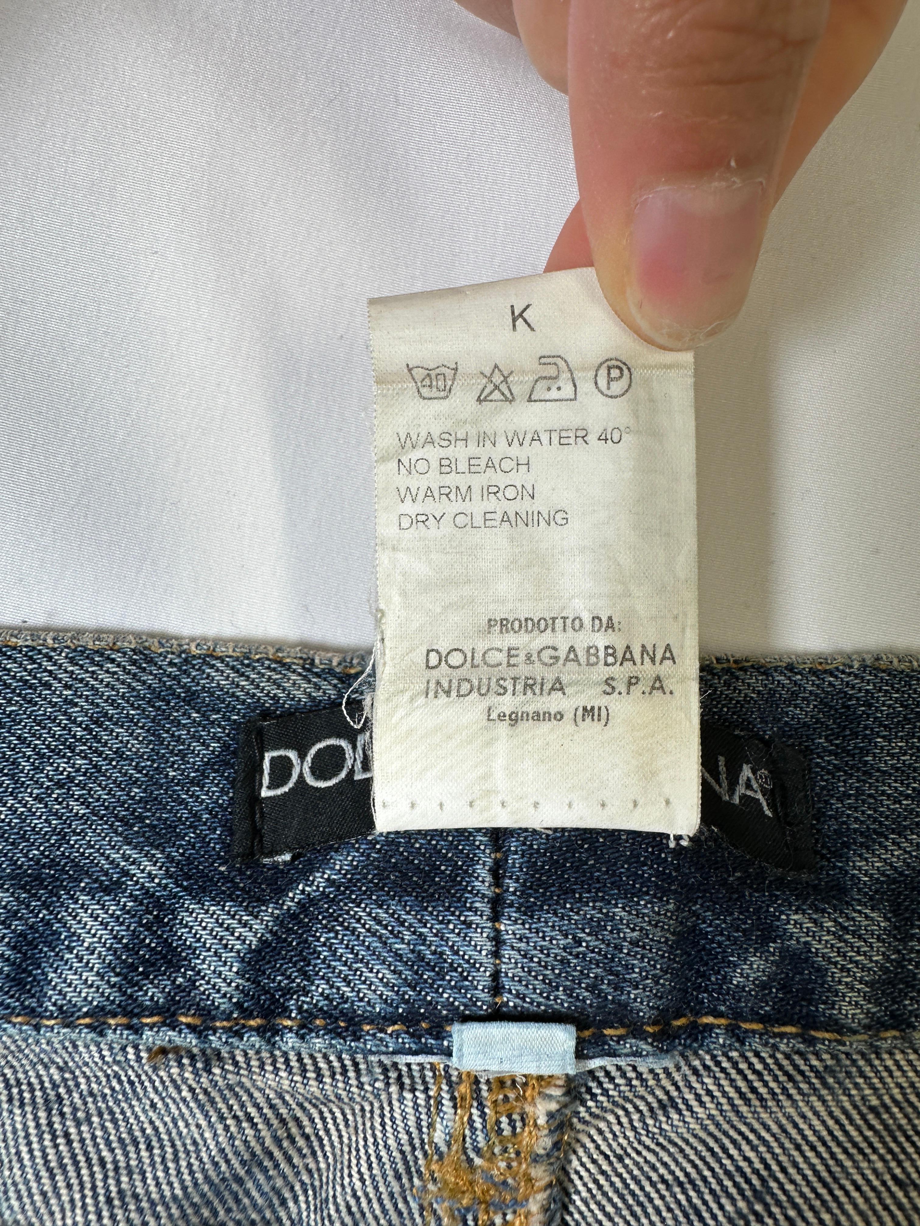 S/S 2001 Dolce & Gabbana runway safety pin punk jeans with broches For Sale 13
