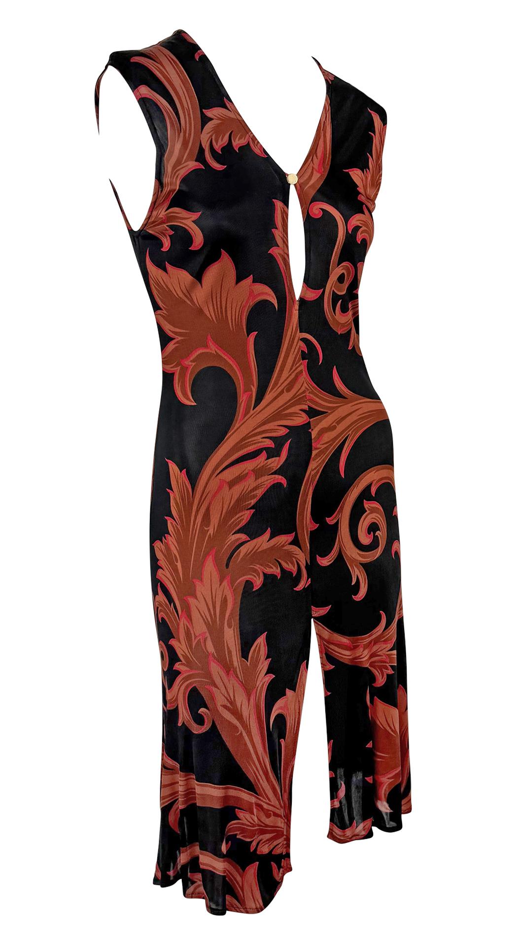 S/S 2001 Gianni Versace by Donatella Red Baroque Print Black Bodycon Dress For Sale 3