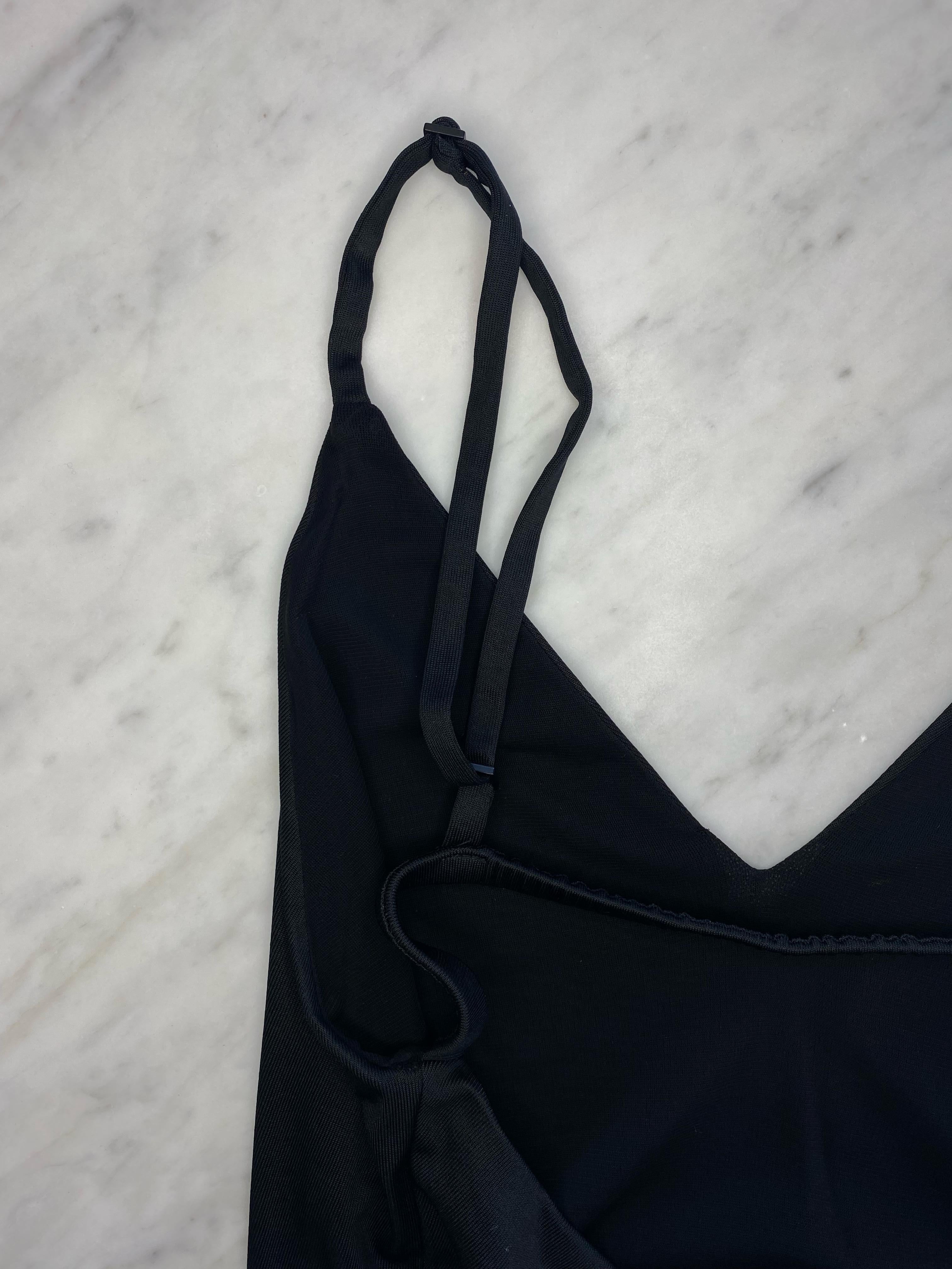 S/S 2001 Gucci by Tom Ford Backless Bra Strap Black Top In Good Condition For Sale In West Hollywood, CA