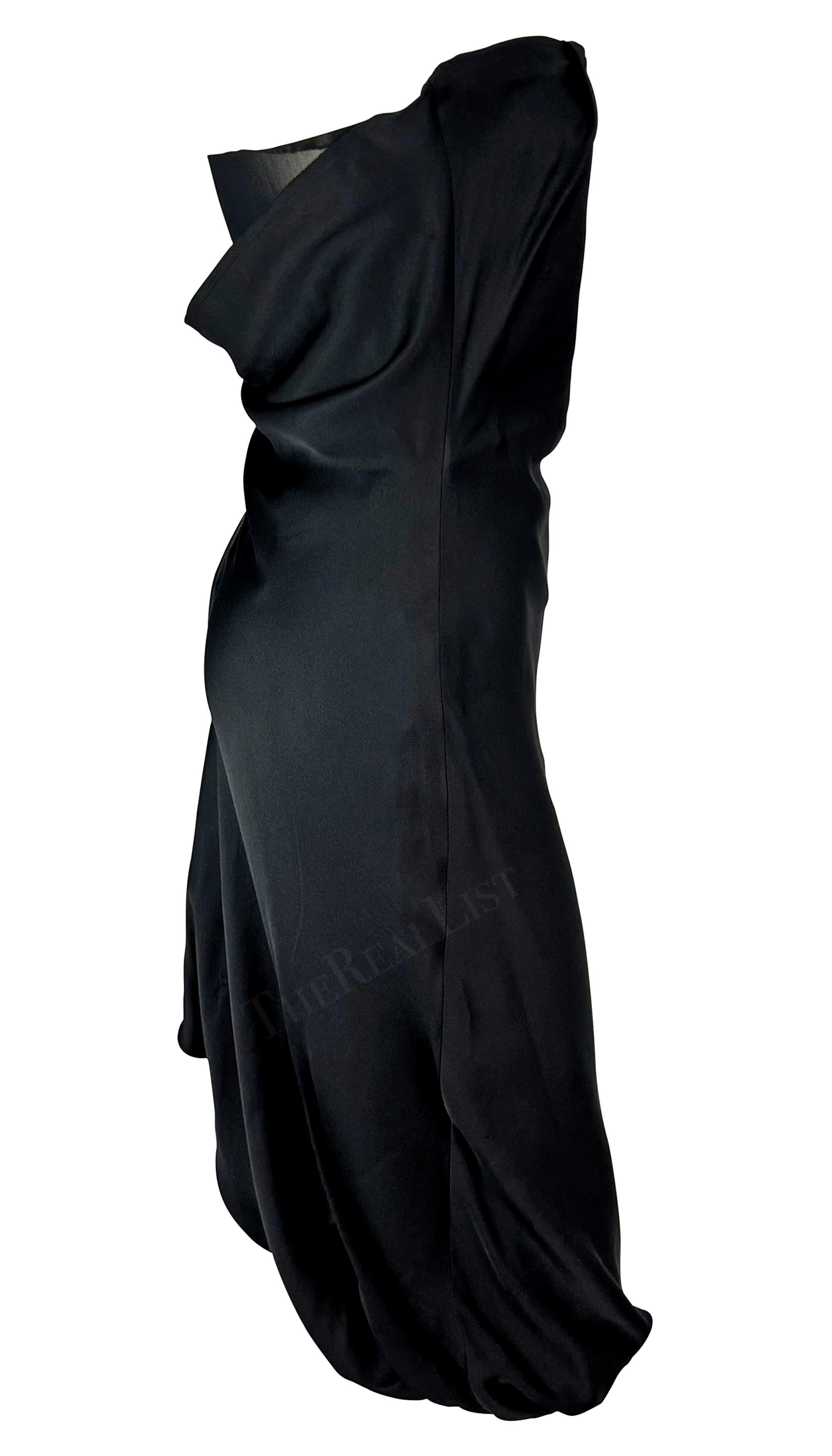 F/S 2001 Gucci by Tom Ford Schwarzes trägerloses Kleid mit Ballonmuster und Netzrücken im Angebot 2