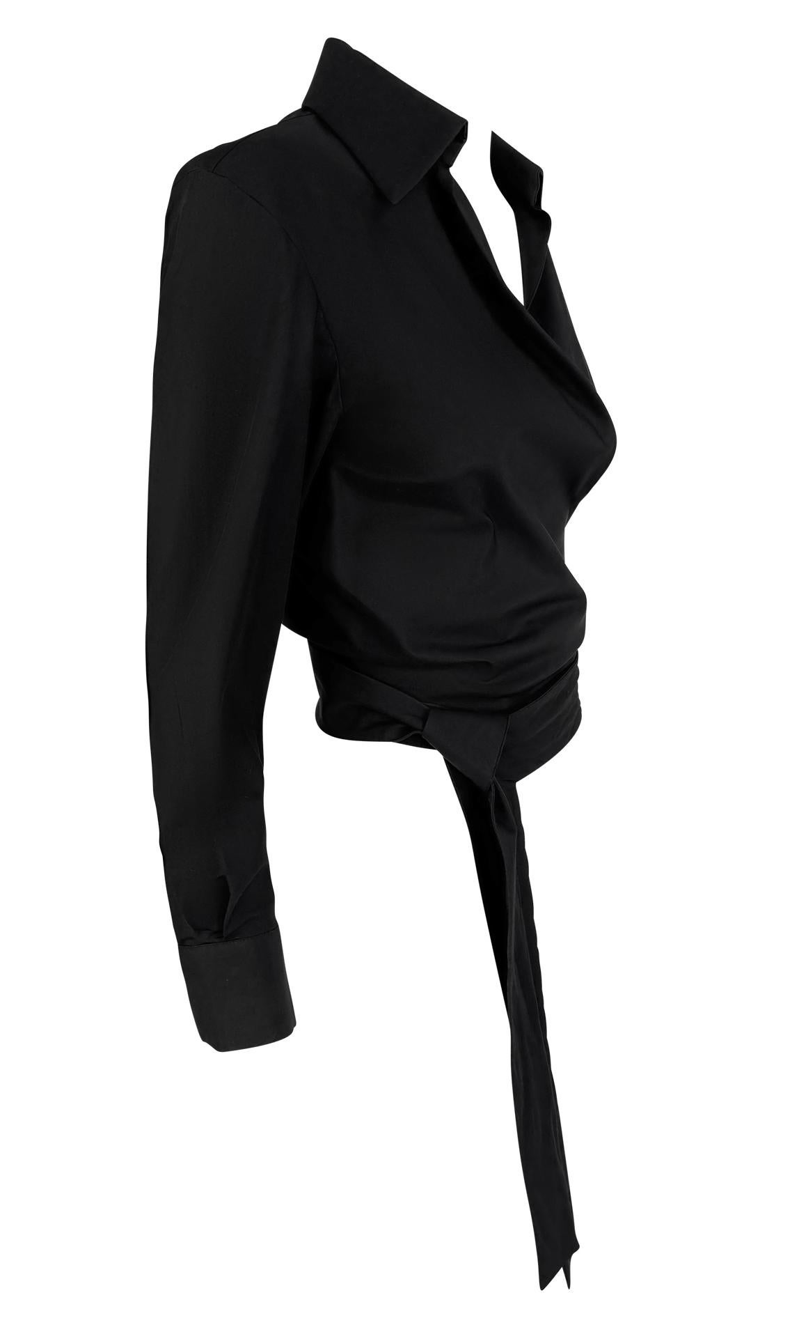 De las mujeres S/S 2001 Gucci by Tom Ford Black Cotton Wrap Style Plunging Collared Crop Top en venta