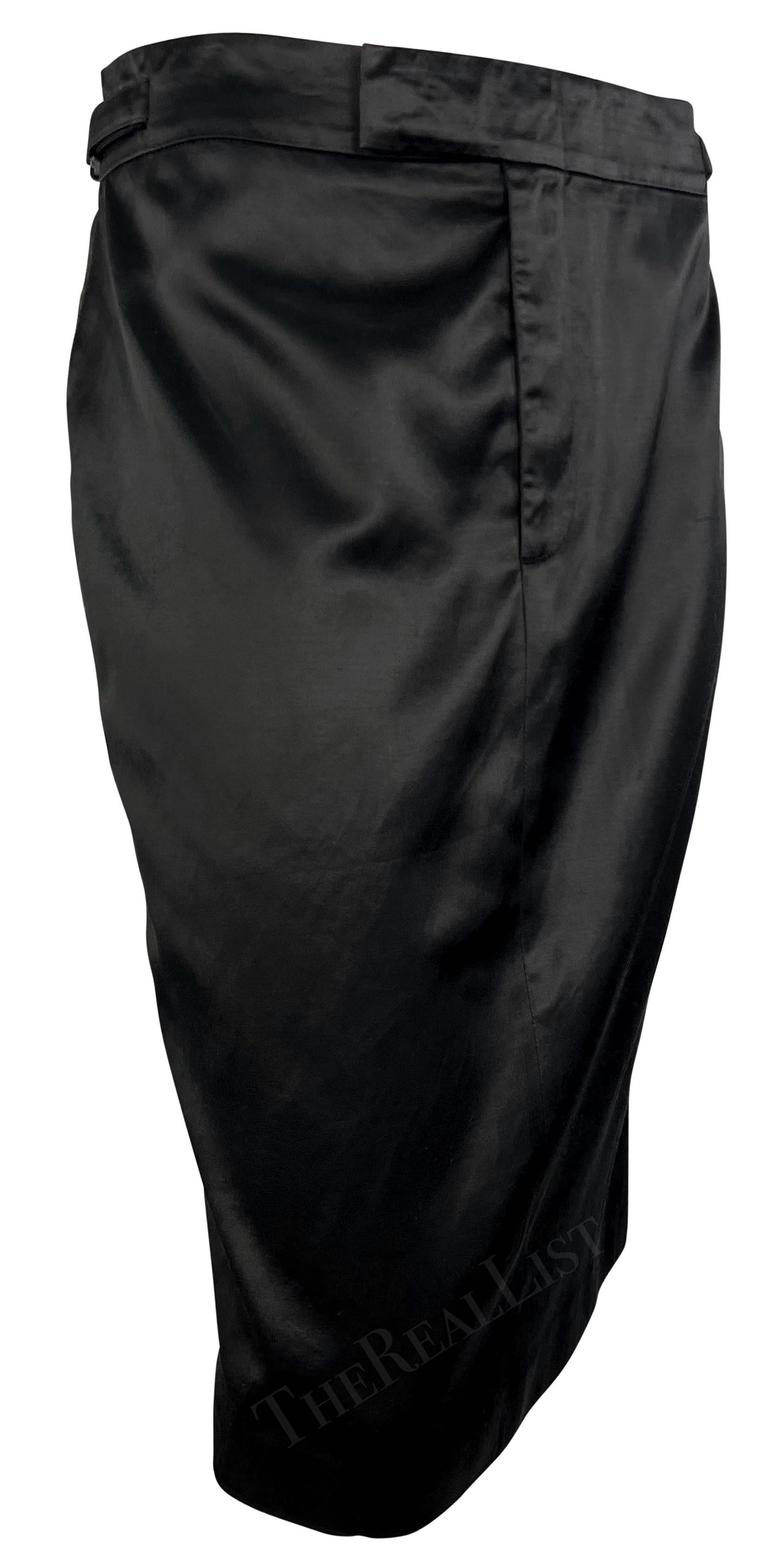 S/S 2001 Gucci by Tom Ford Black Satin Belted Runway Pencil Skirt  For Sale 3