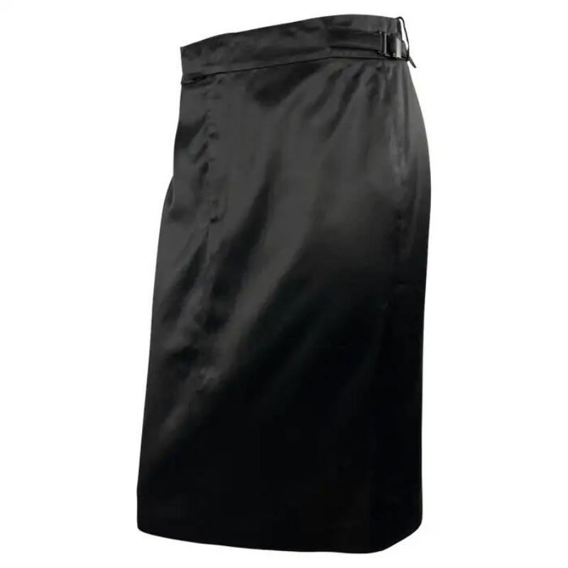 S/S 2001 Gucci by Tom Ford Falda lápiz de satén negro con cinturón de pasarela en venta