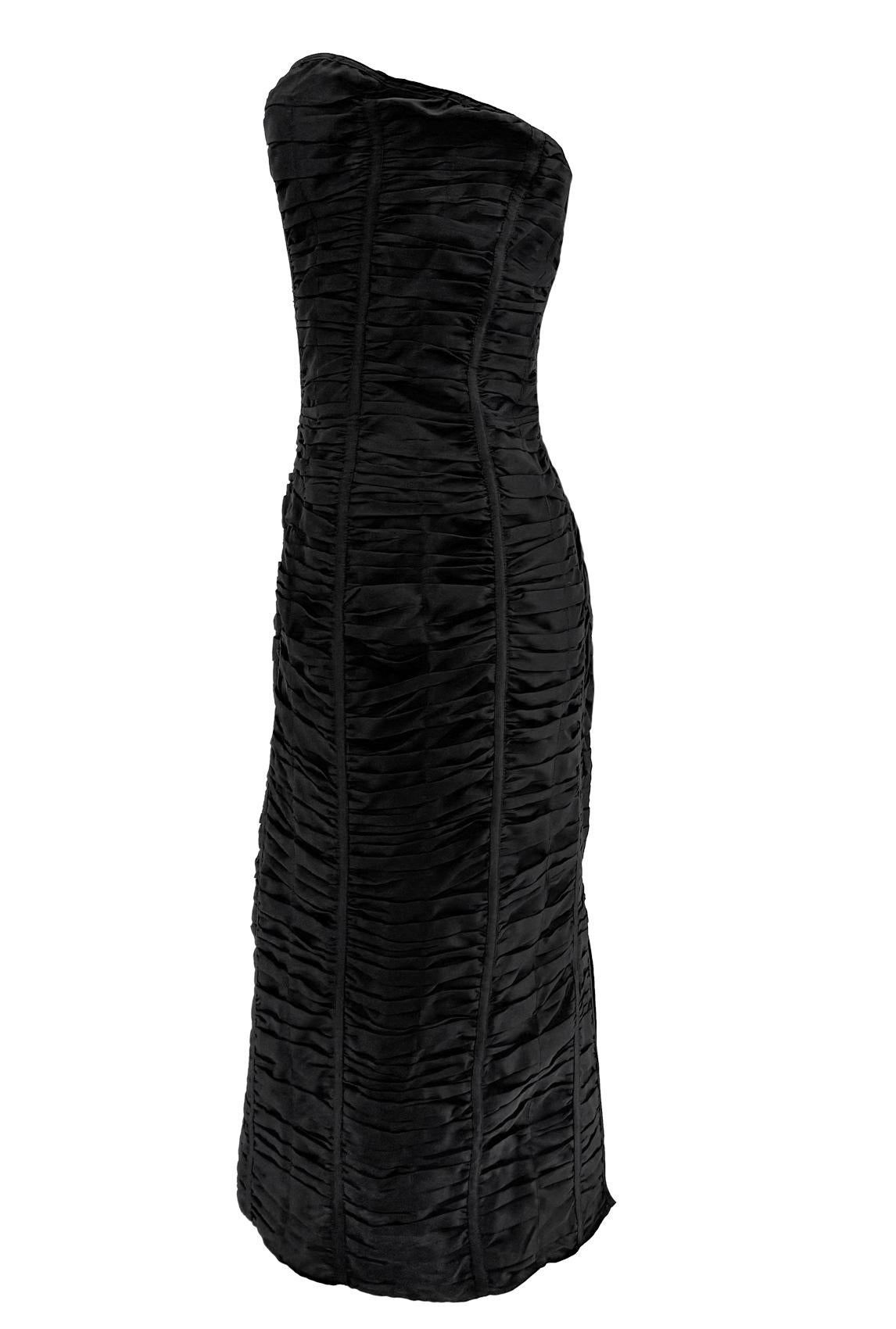 S/S 2001 Gucci by Tom Ford Black Silk Ruched Strapless Runway Dress For Sale 3