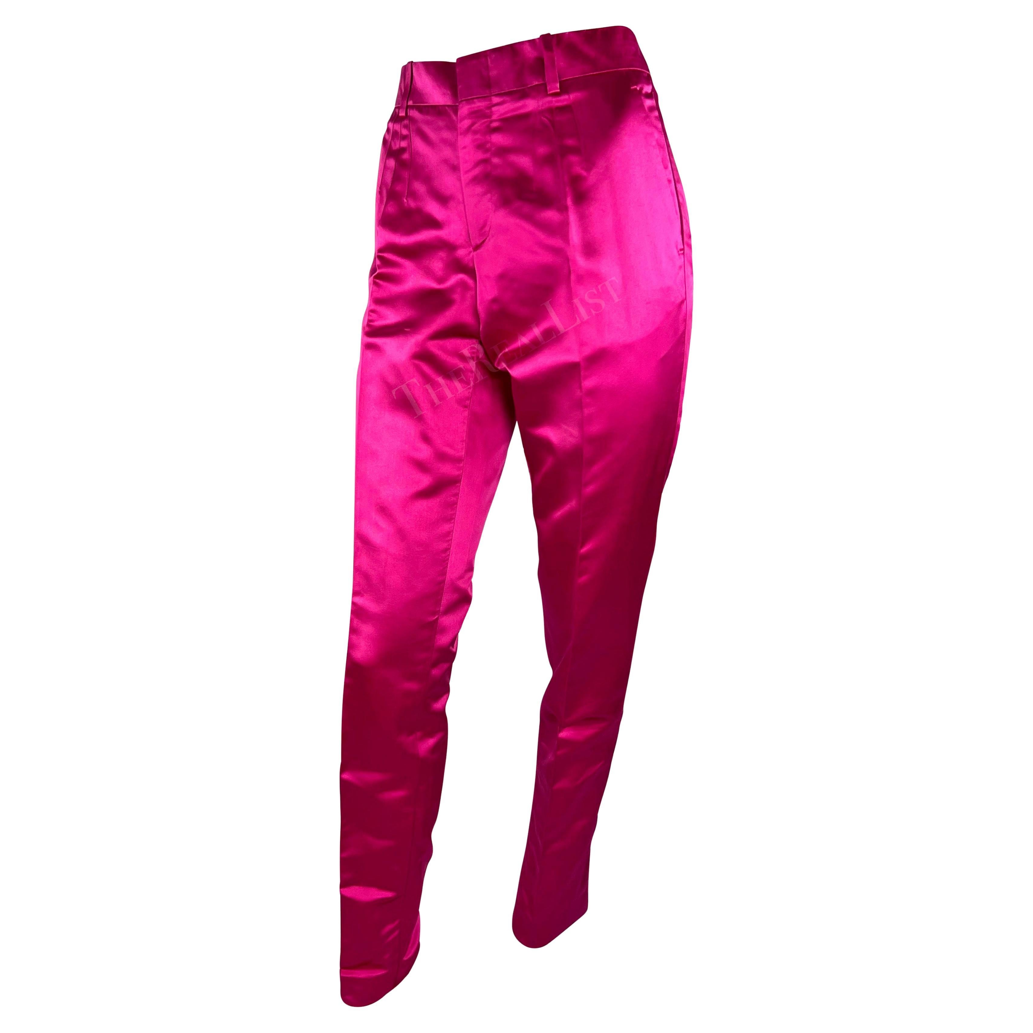 Women's S/S 2001 Gucci by Tom Ford Runway Hot Pink Satin Silk Blend Tapered Pants For Sale