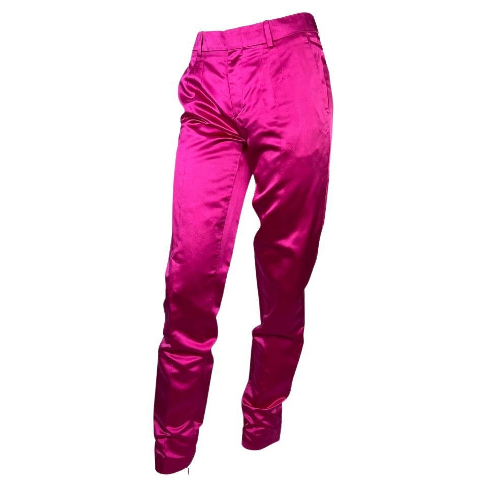 Rose S/S 2001 Gucci by Tom Ford Runway Pantalon en soie rose vif en vente