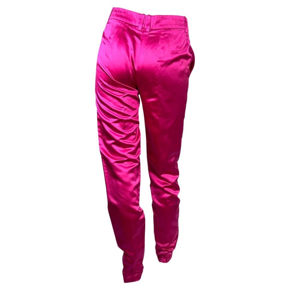 S/S 2001 Gucci by Tom Ford Runway Pantalon en soie rose vif Pour femmes en vente