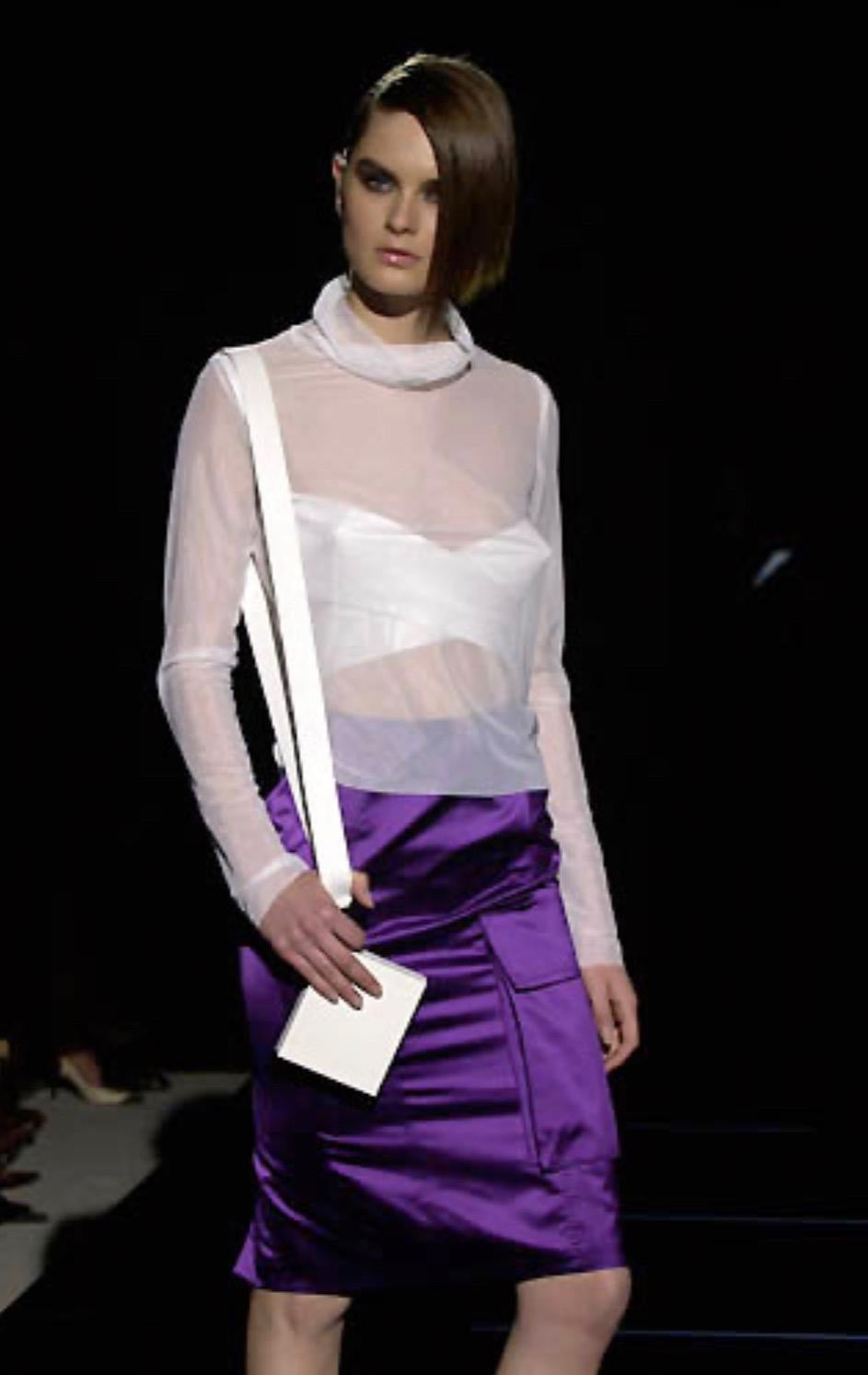 S/S 2001 Gucci by Tom Ford Runway Purple Satin Cargo Pocket Pencil Skirt Excellent état - En vente à West Hollywood, CA