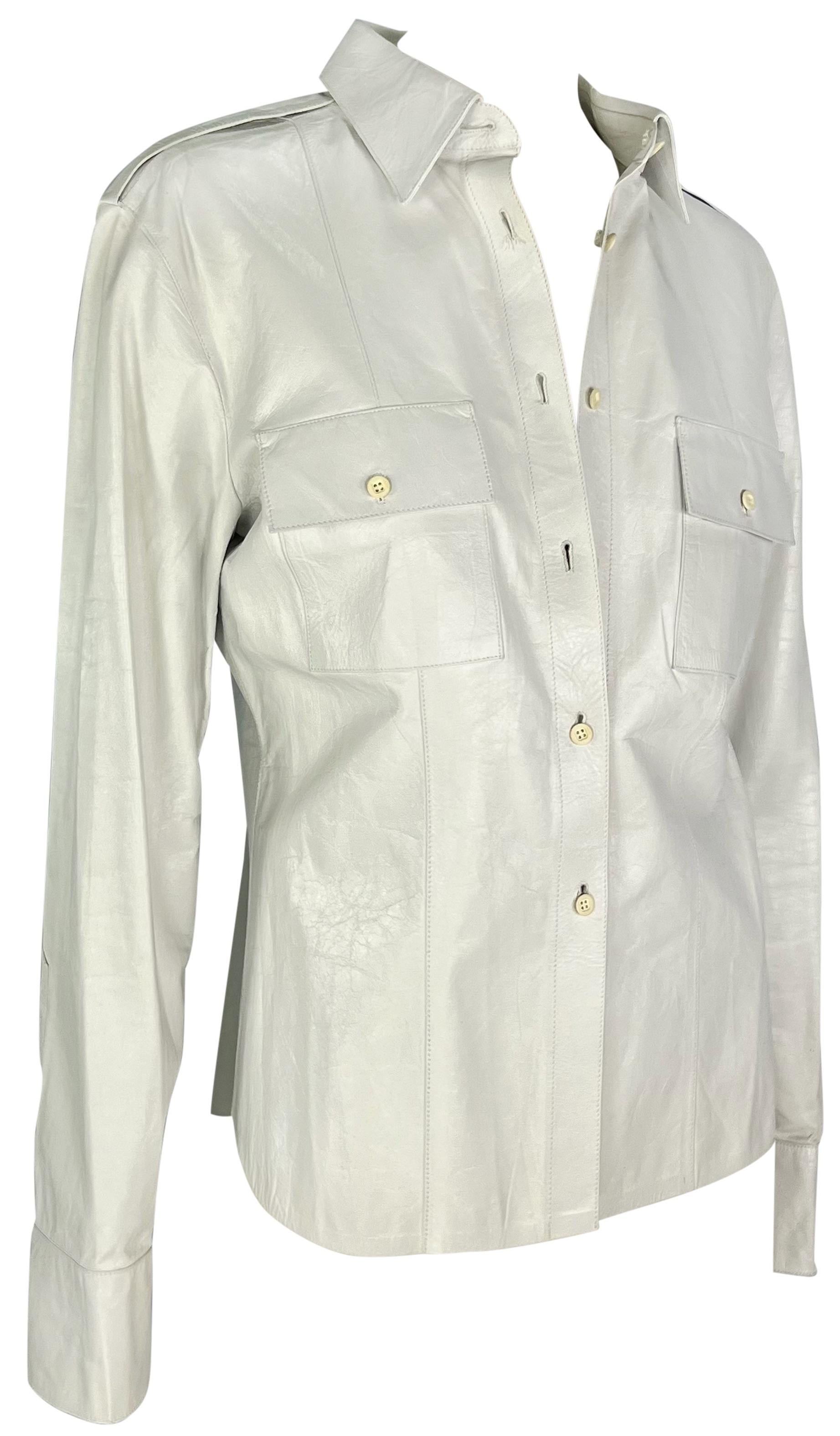F/S 2001 Gucci by Tom Ford Weißes Lederhemd mit Knopfleiste und Knopfleiste im Angebot 2