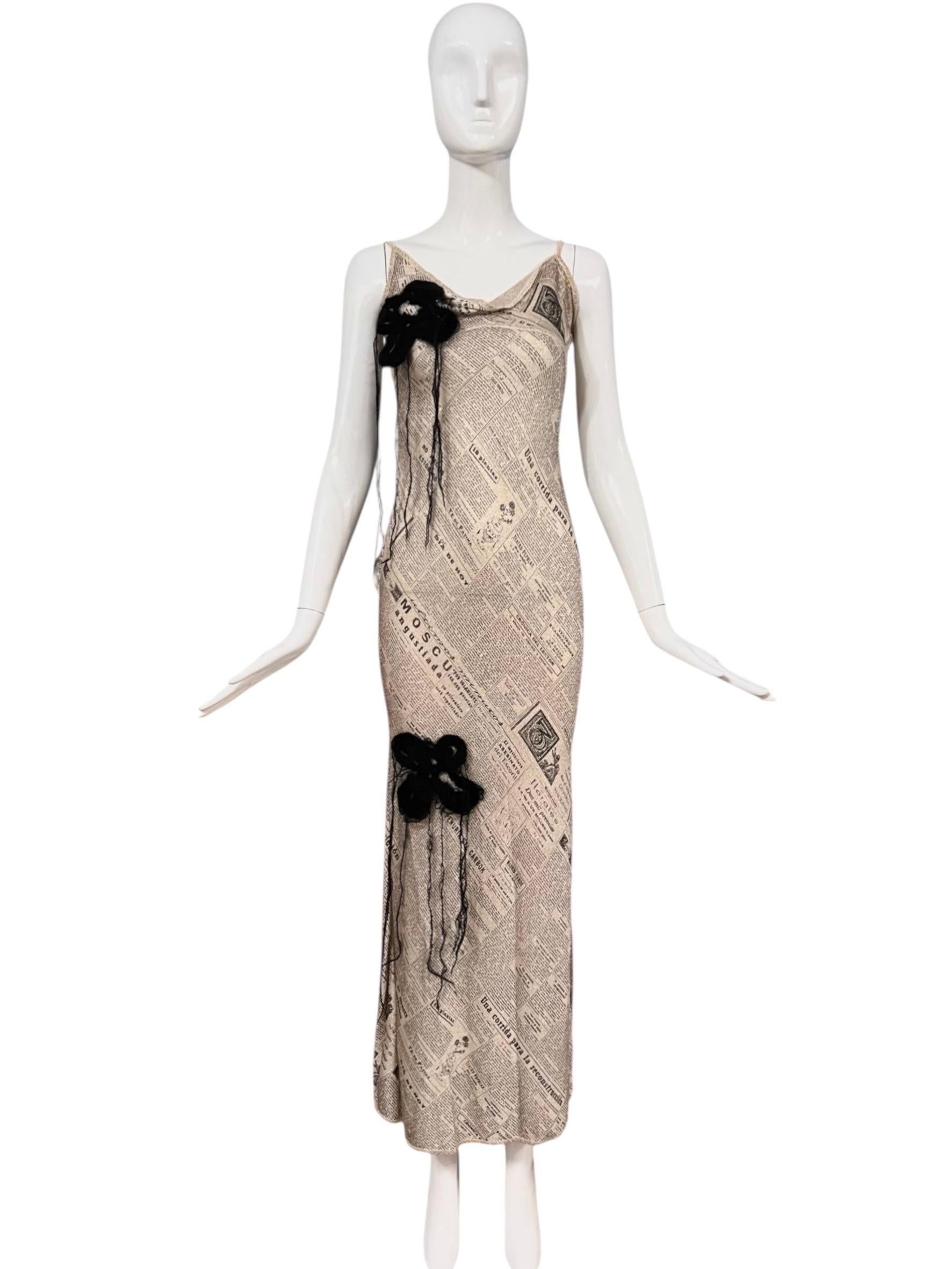 S/S 2001 John Galliano Zeitungspapier Metallic Abendkleid (Braun) im Angebot