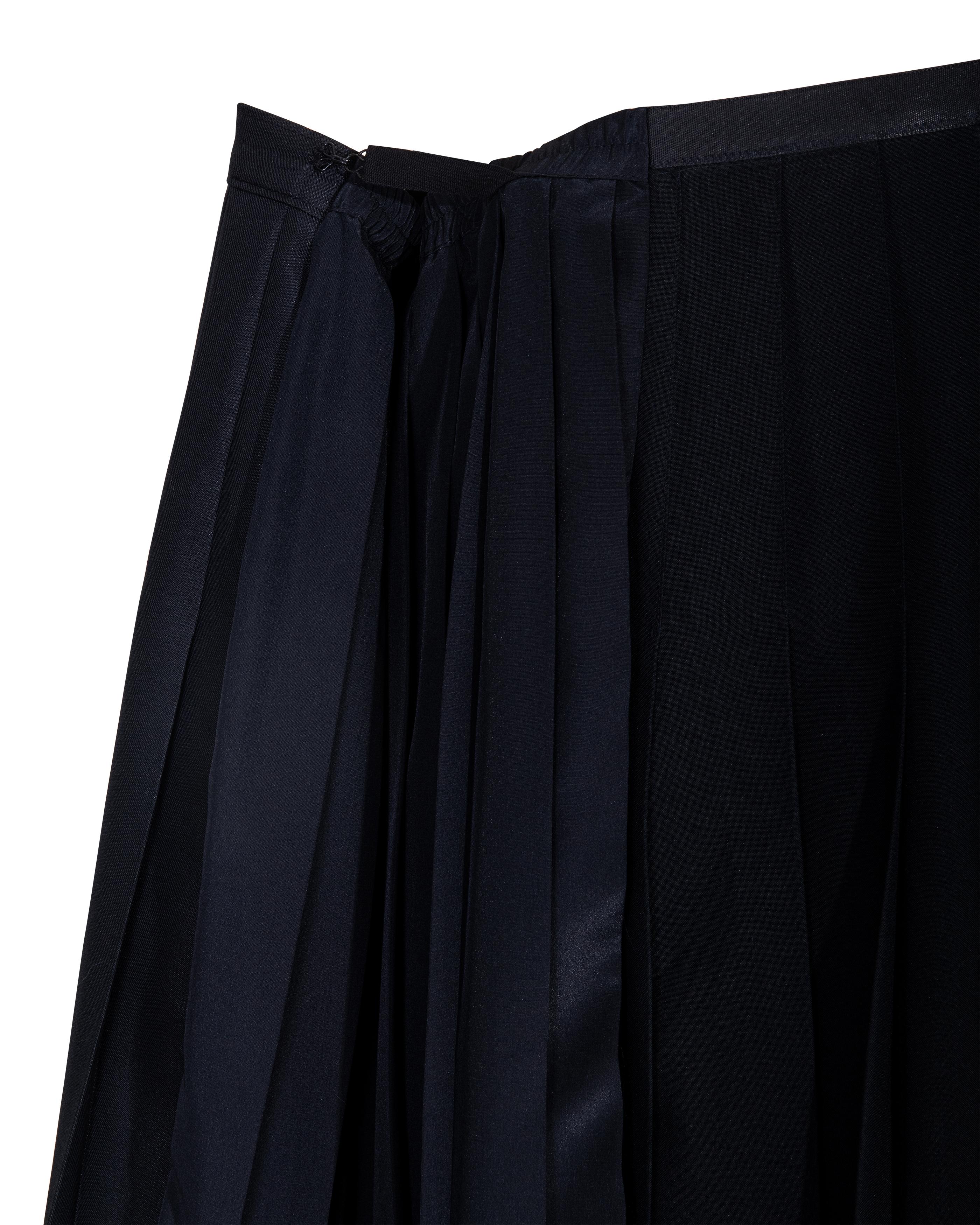 S/S 2001 Maison Martin Margiela One-of-One Black Pleated Artisanal Maxi Skirt For Sale 2